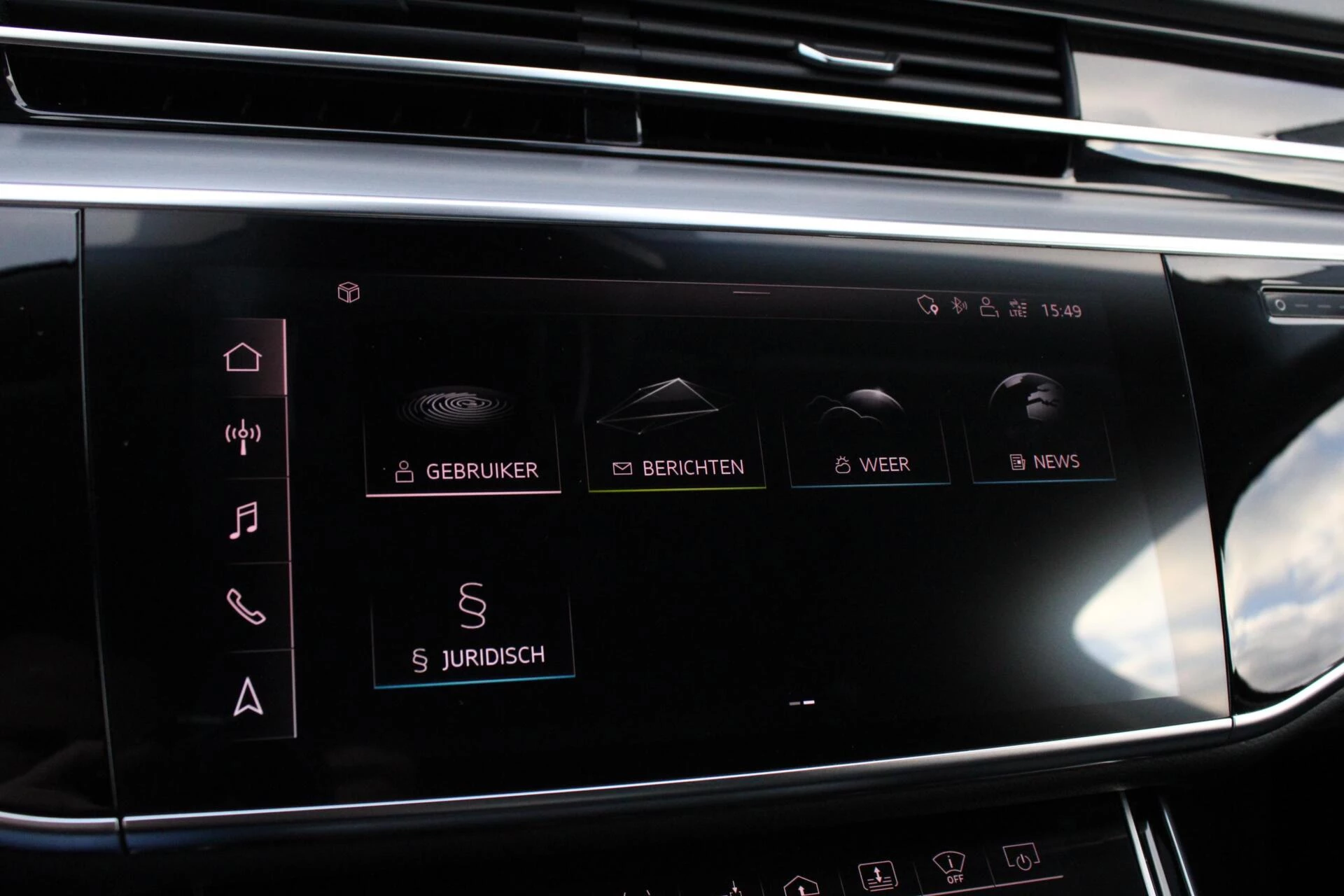 Hoofdafbeelding Audi A8