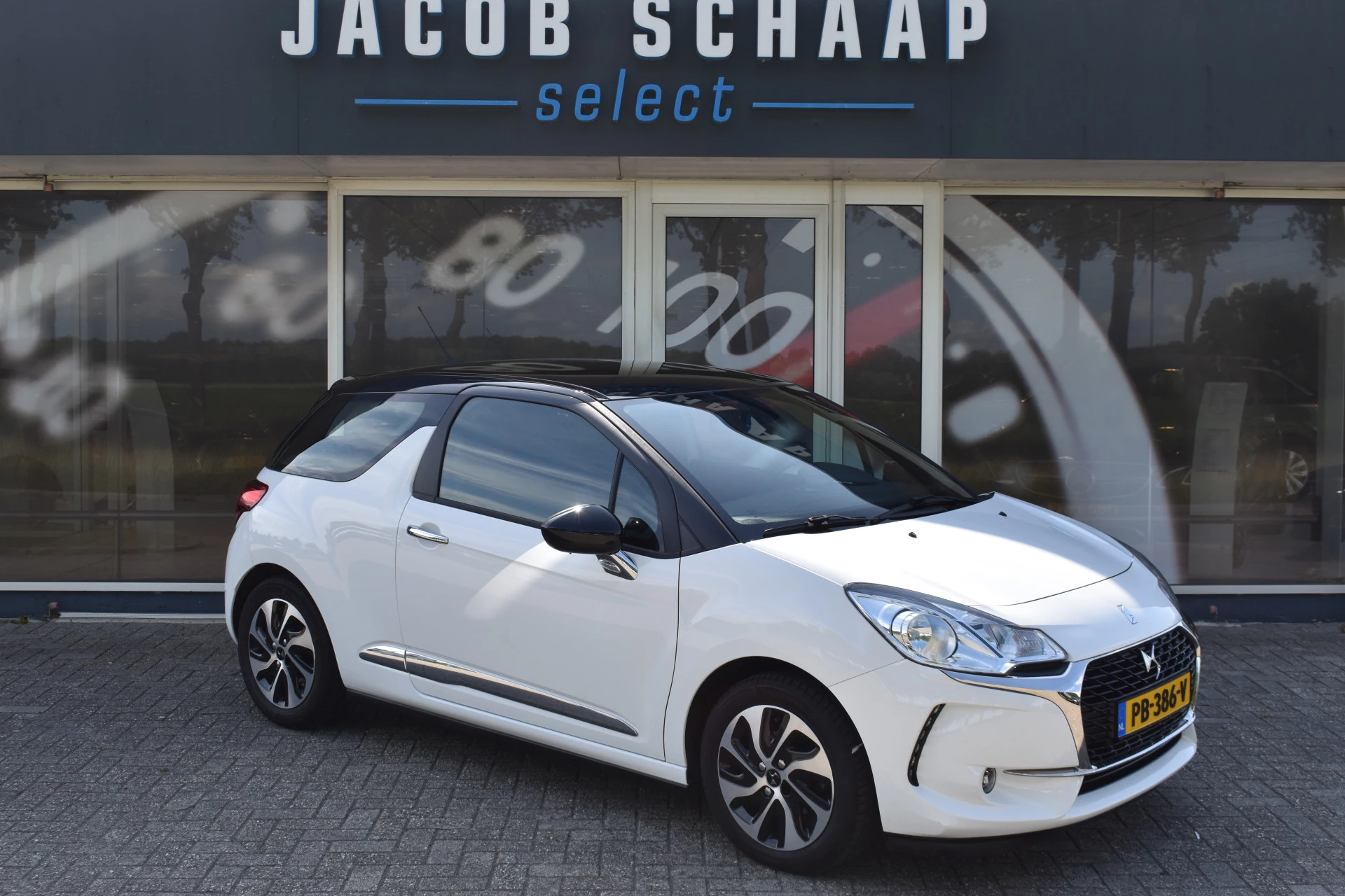 Hoofdafbeelding DS DS 3