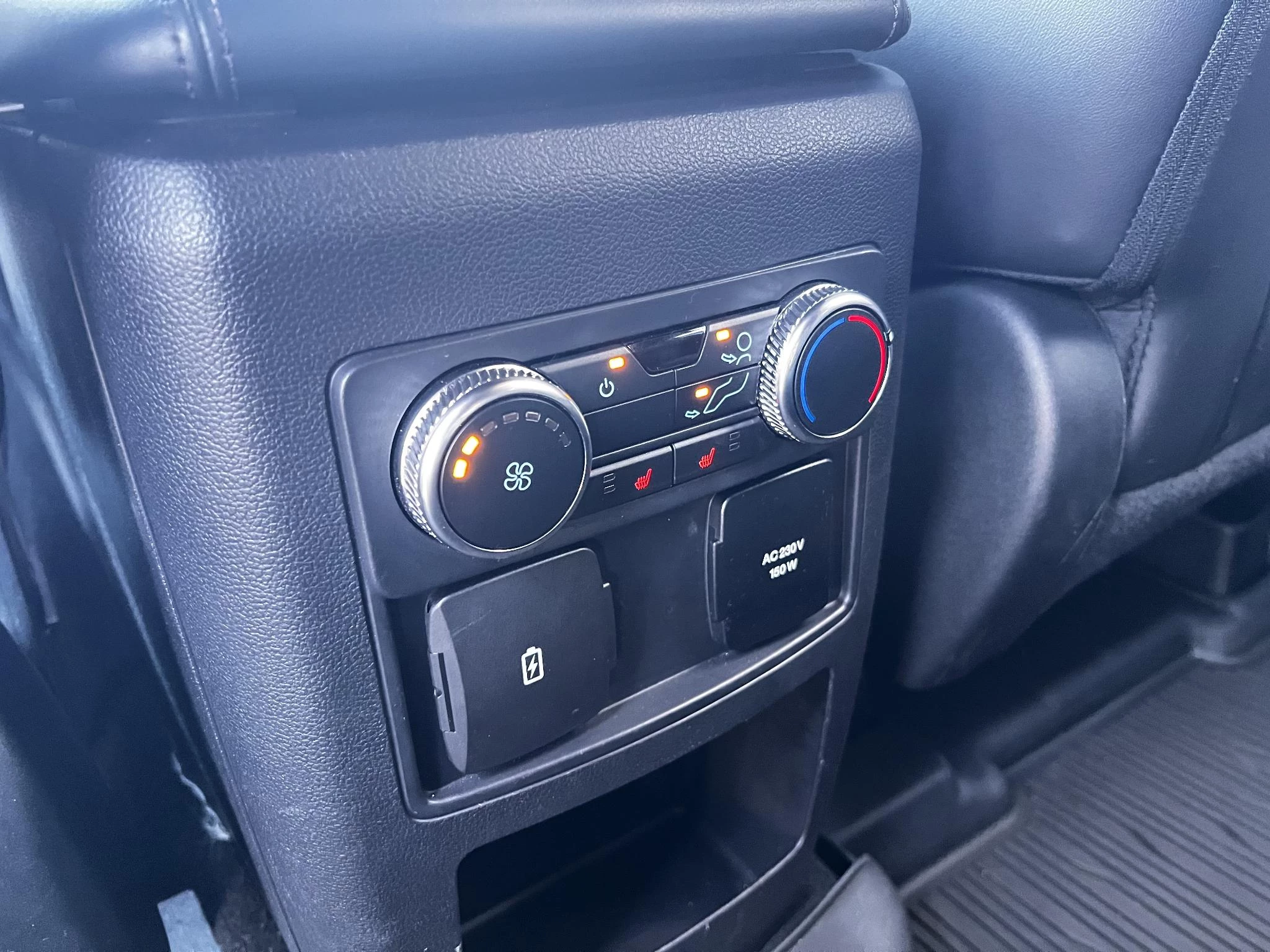 Hoofdafbeelding Ford Explorer