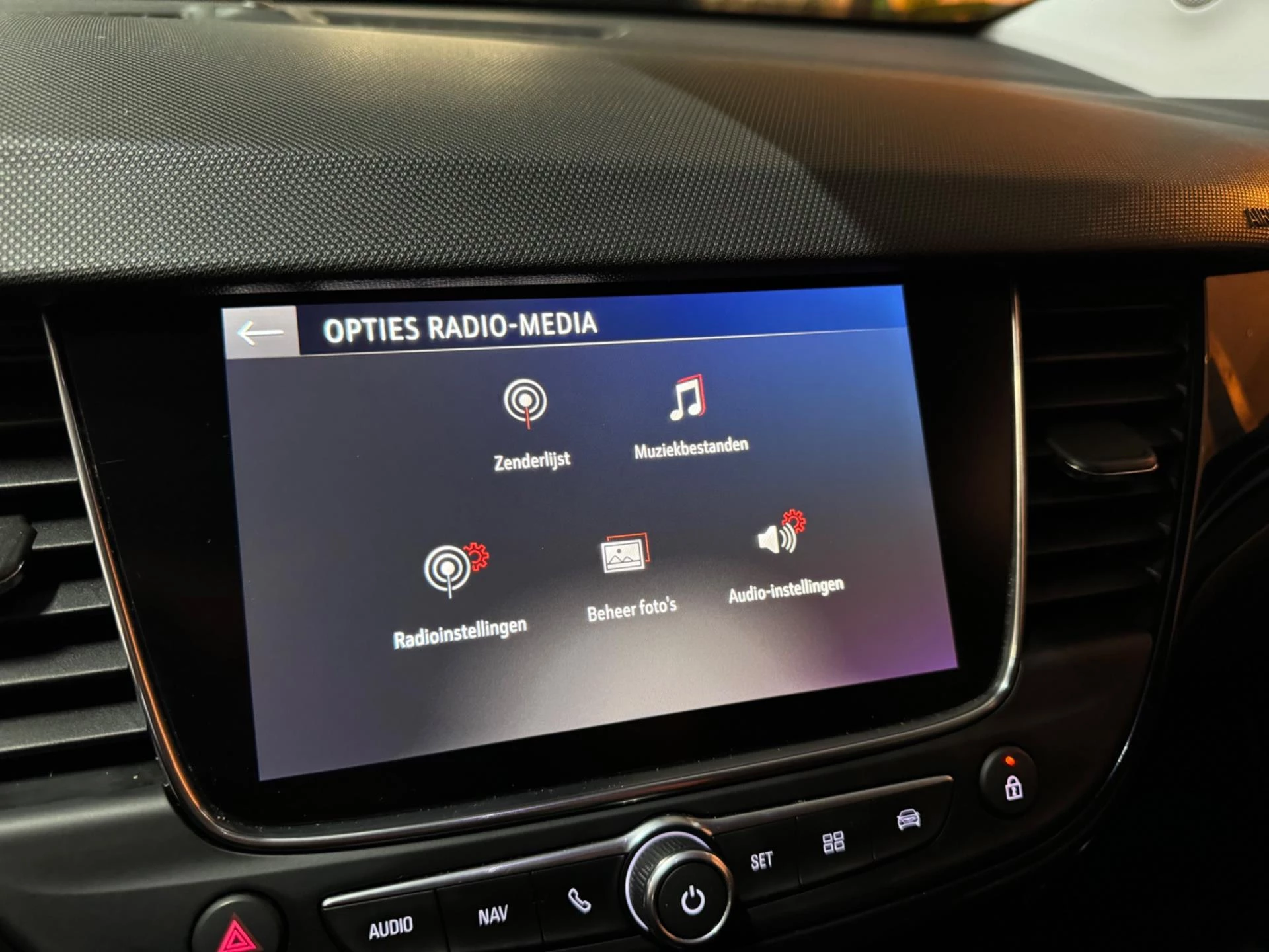 Hoofdafbeelding Opel Crossland X