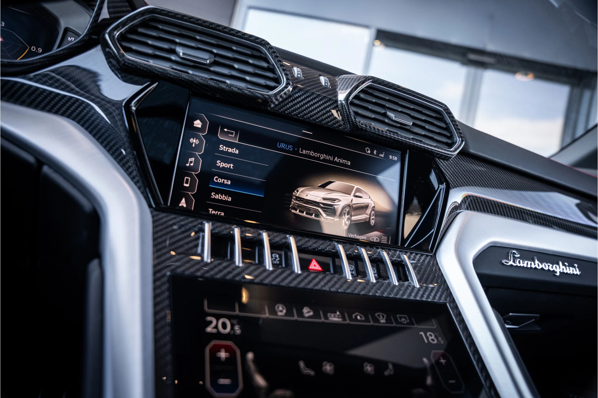 Hoofdafbeelding Lamborghini Urus