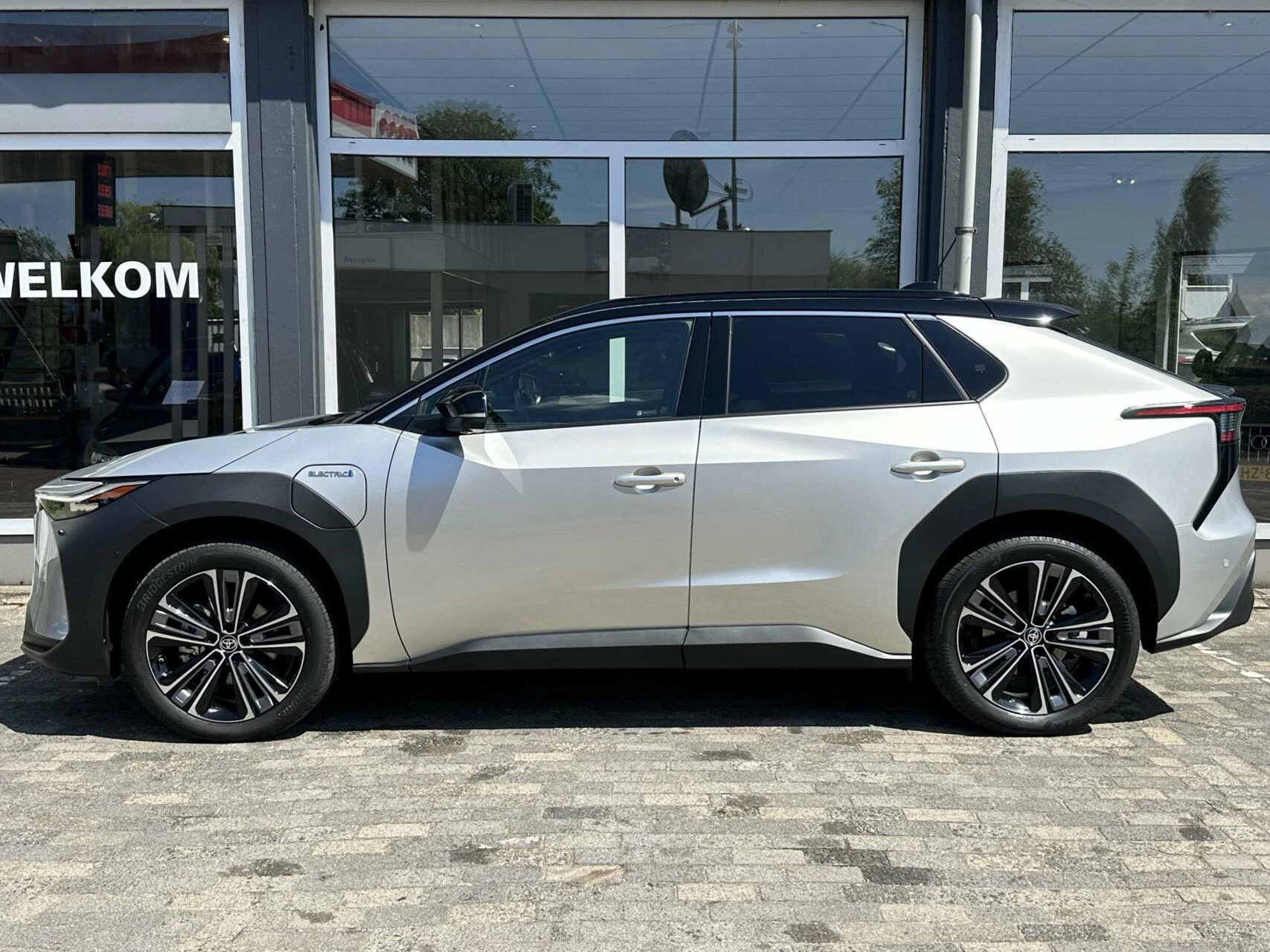 Hoofdafbeelding Toyota bZ4X