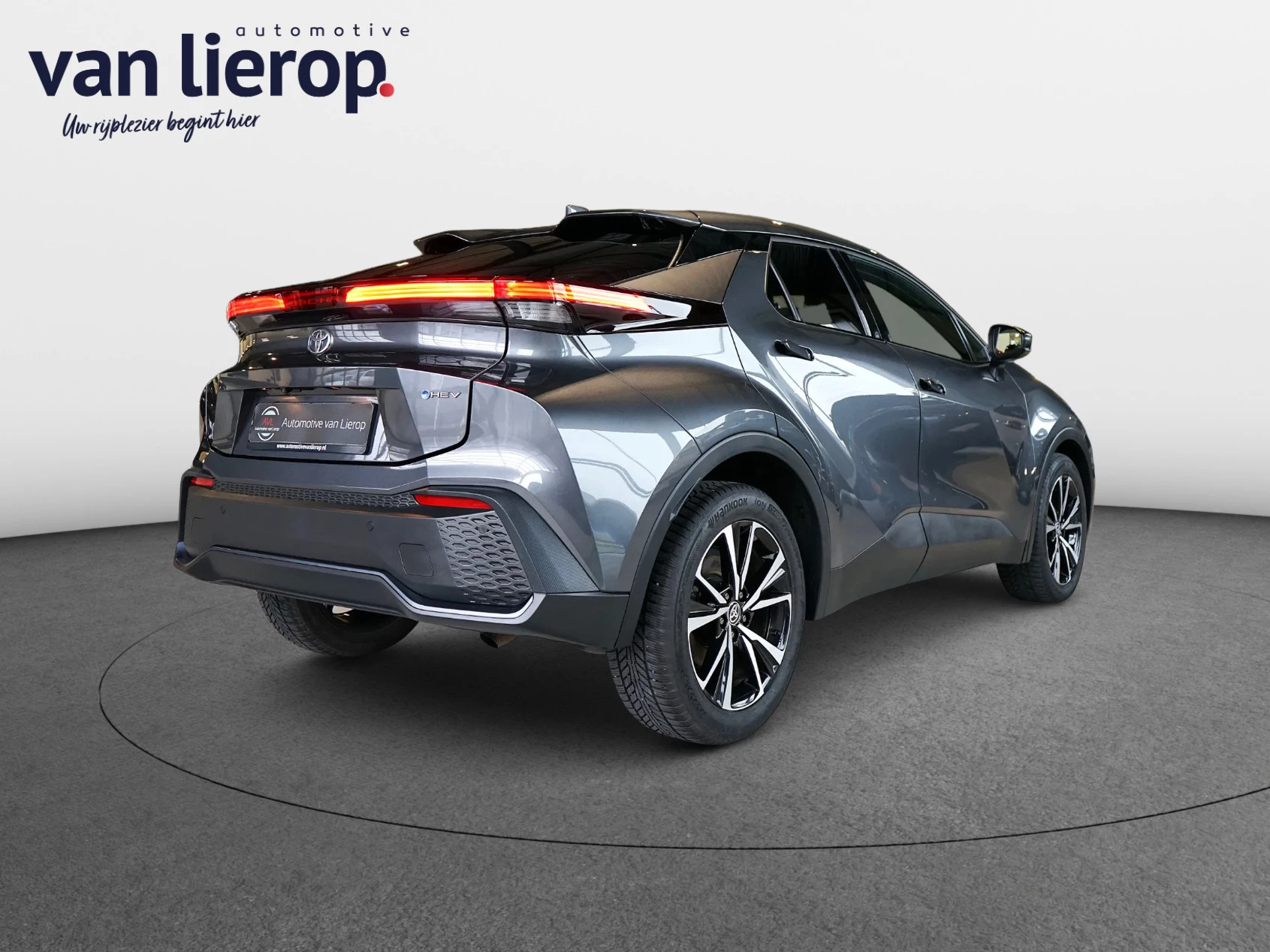 Hoofdafbeelding Toyota C-HR