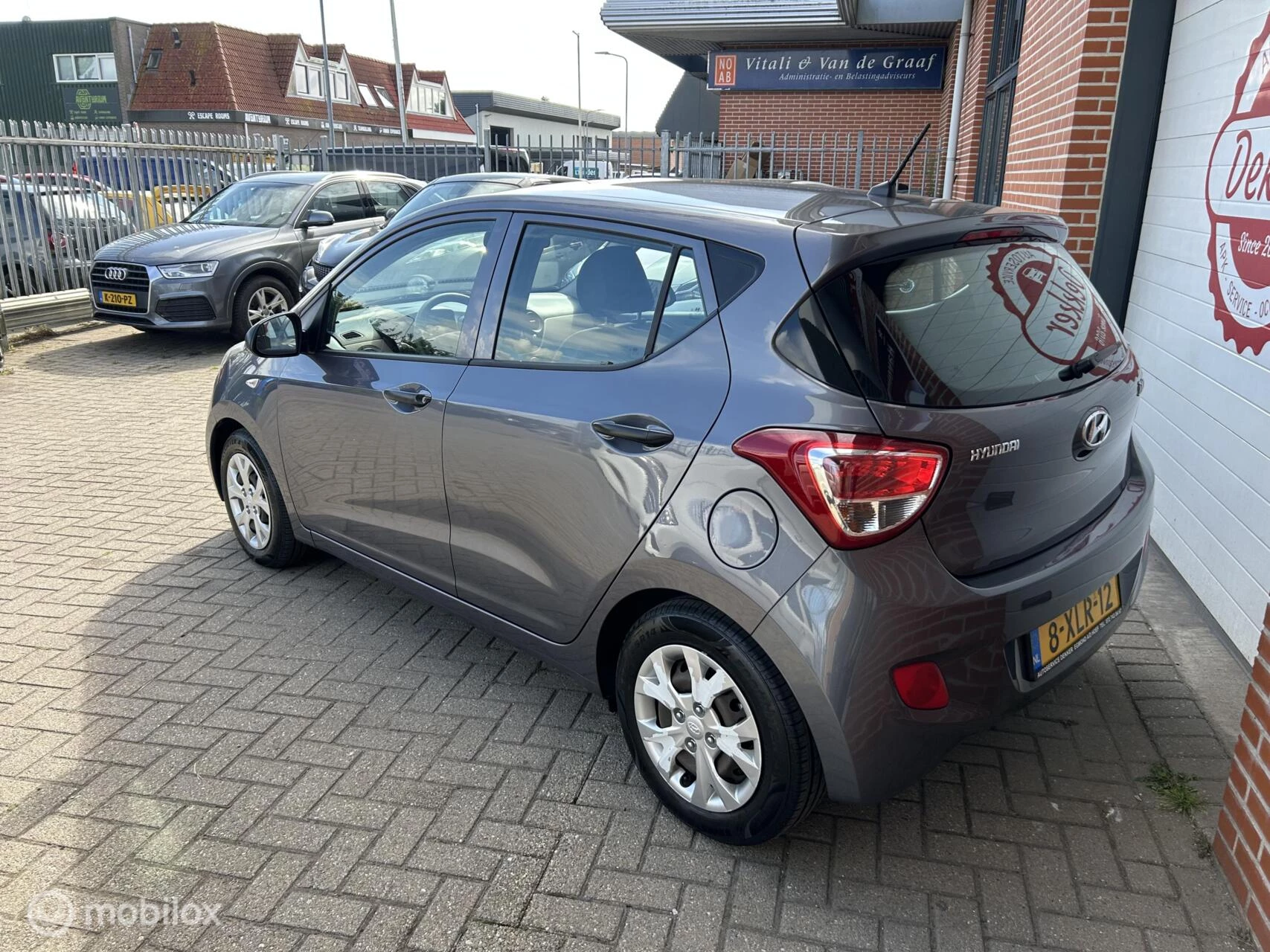 Hoofdafbeelding Hyundai i10