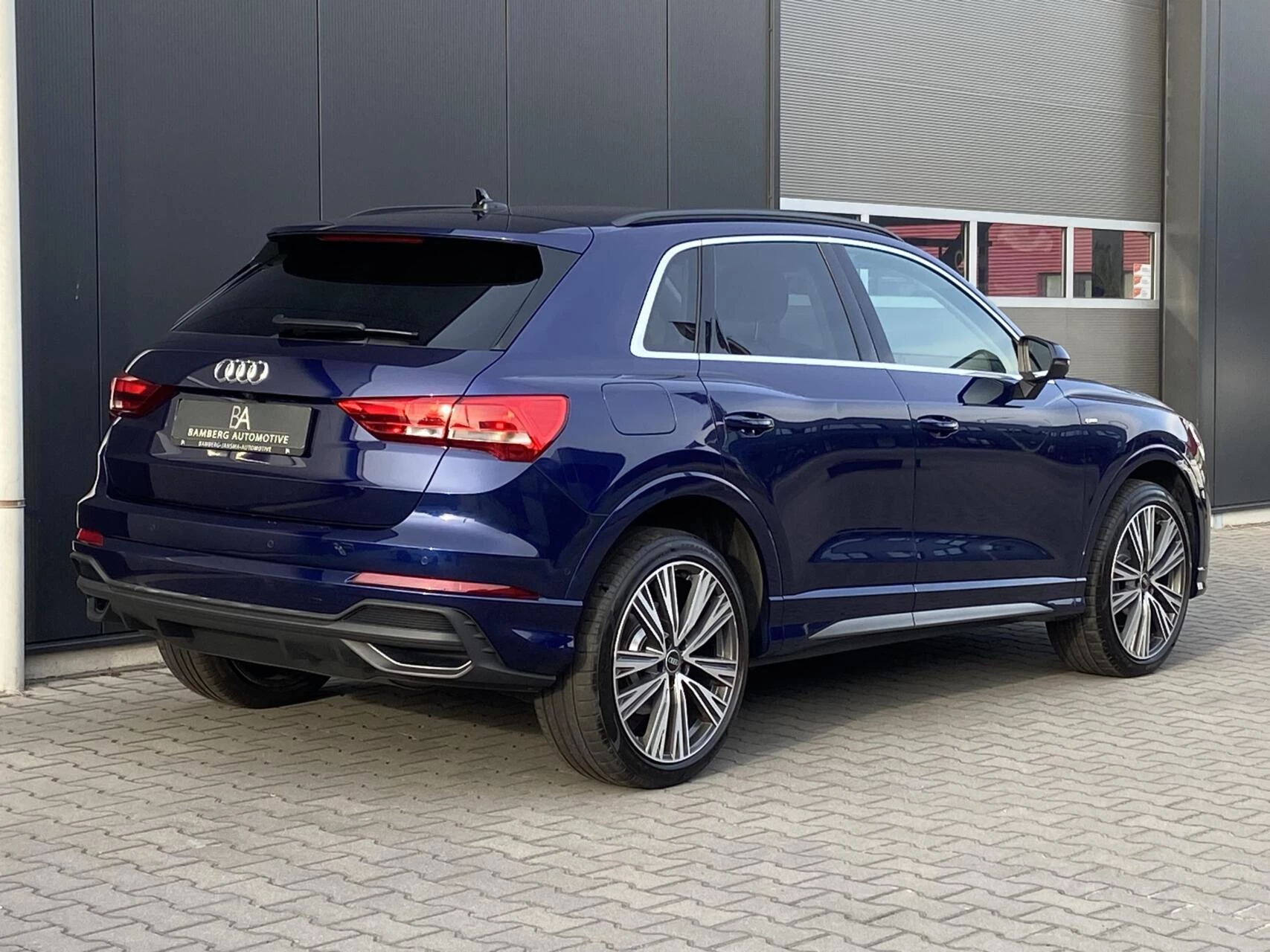 Hoofdafbeelding Audi Q3