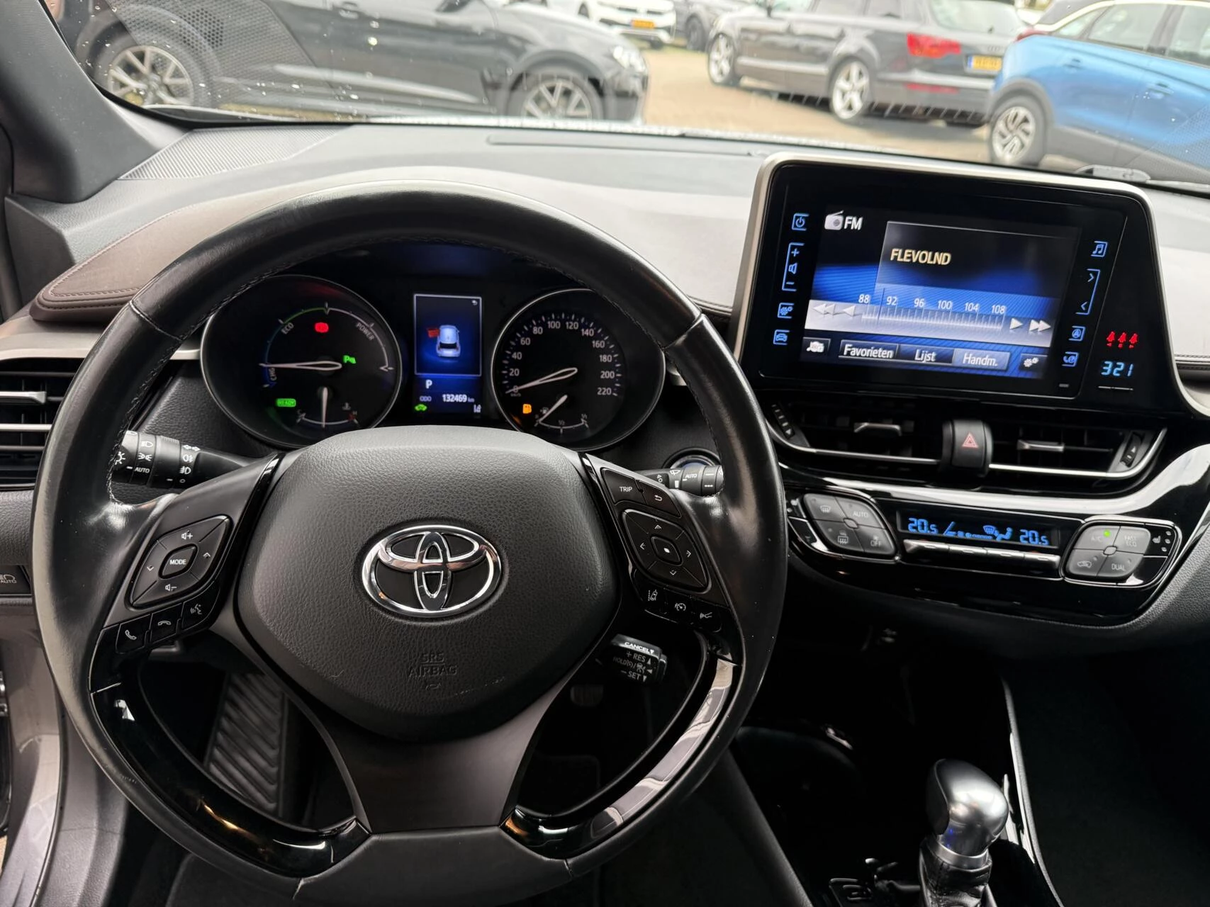 Hoofdafbeelding Toyota C-HR