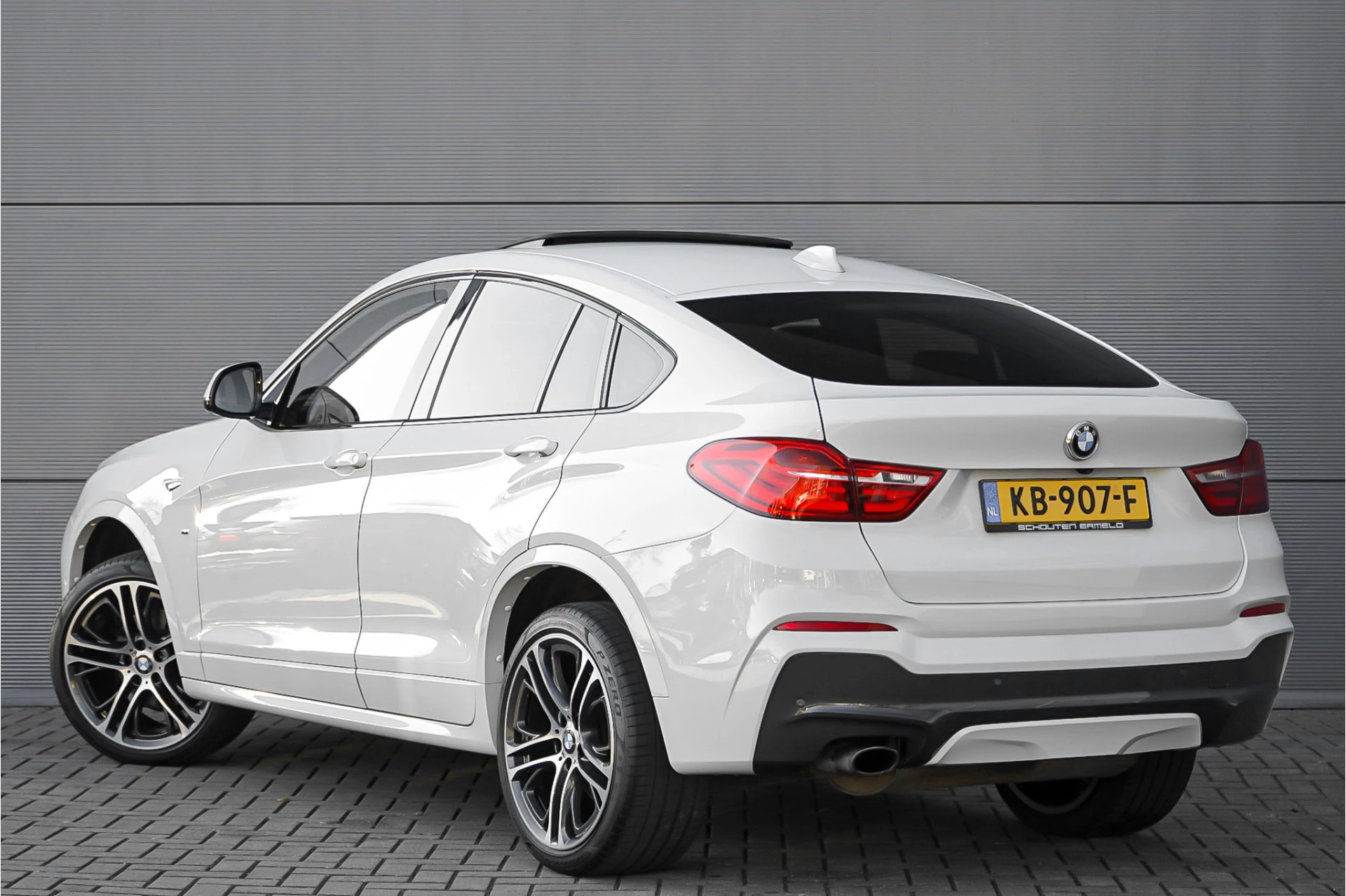 Hoofdafbeelding BMW X4