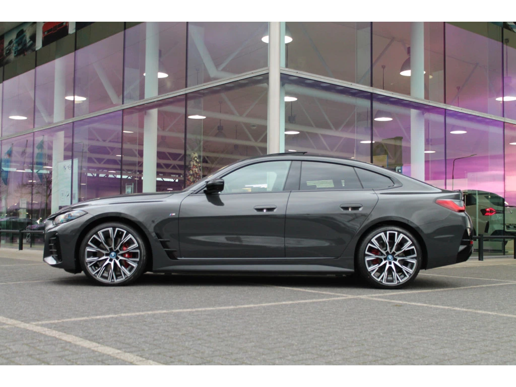 Hoofdafbeelding BMW i4