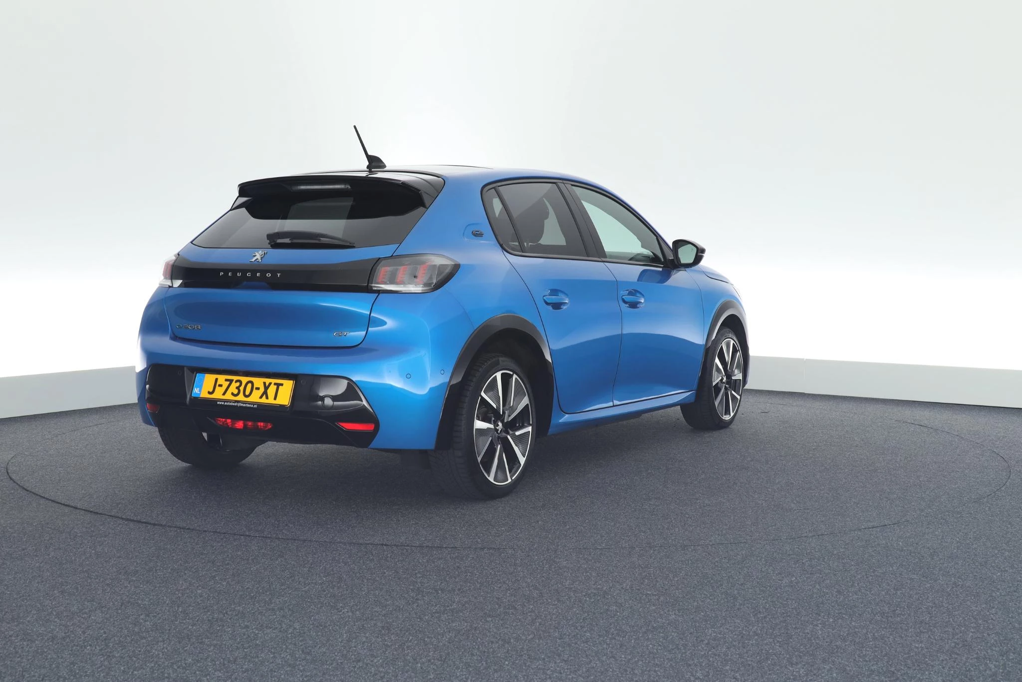Hoofdafbeelding Peugeot e-208