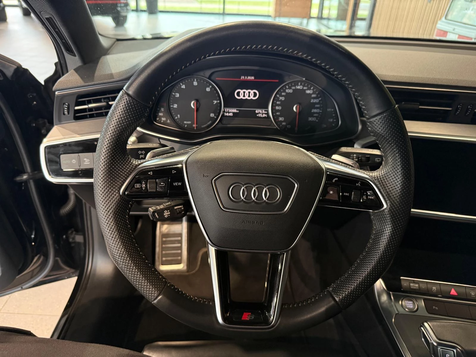 Hoofdafbeelding Audi A6
