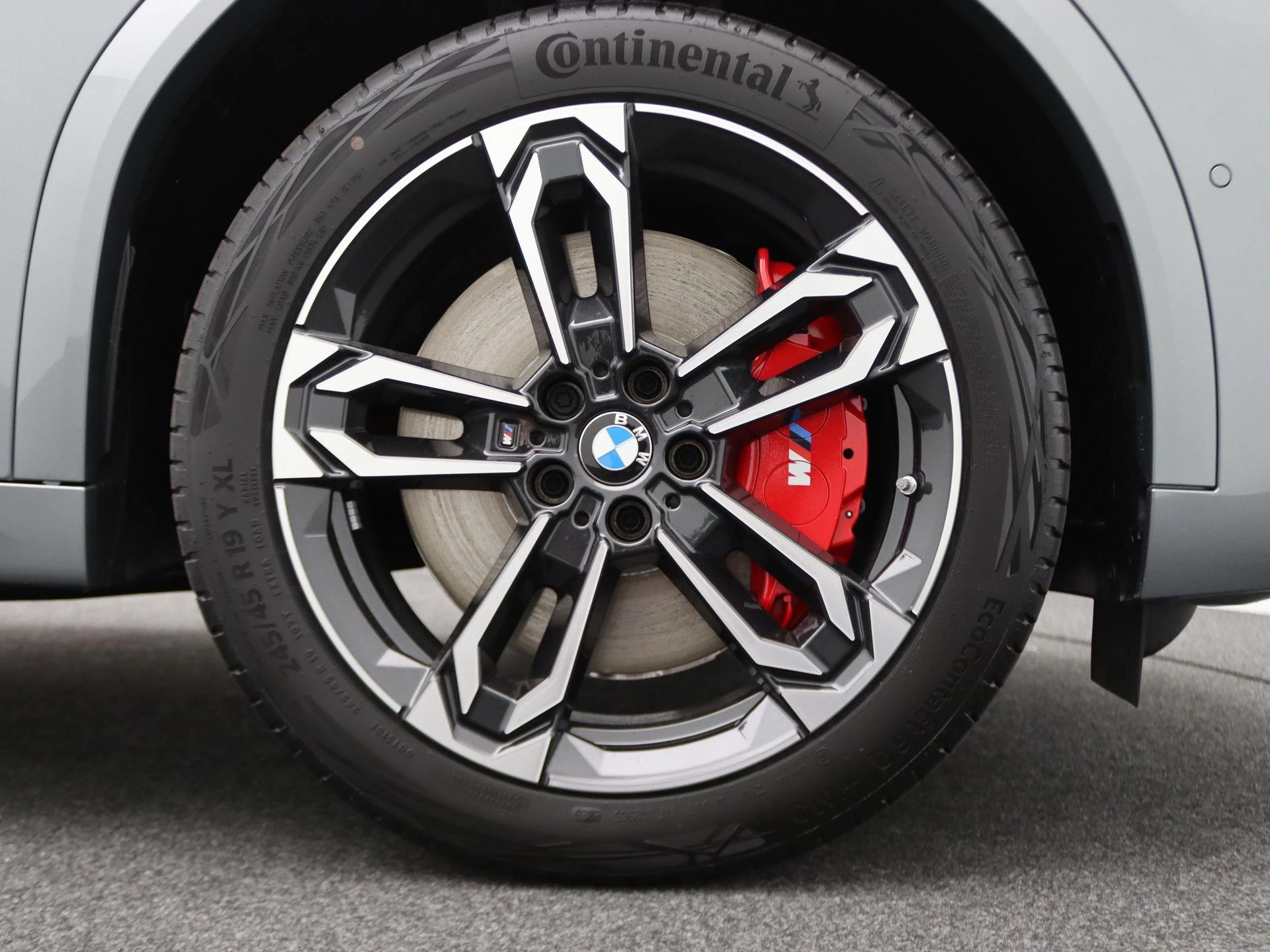 Hoofdafbeelding BMW iX2