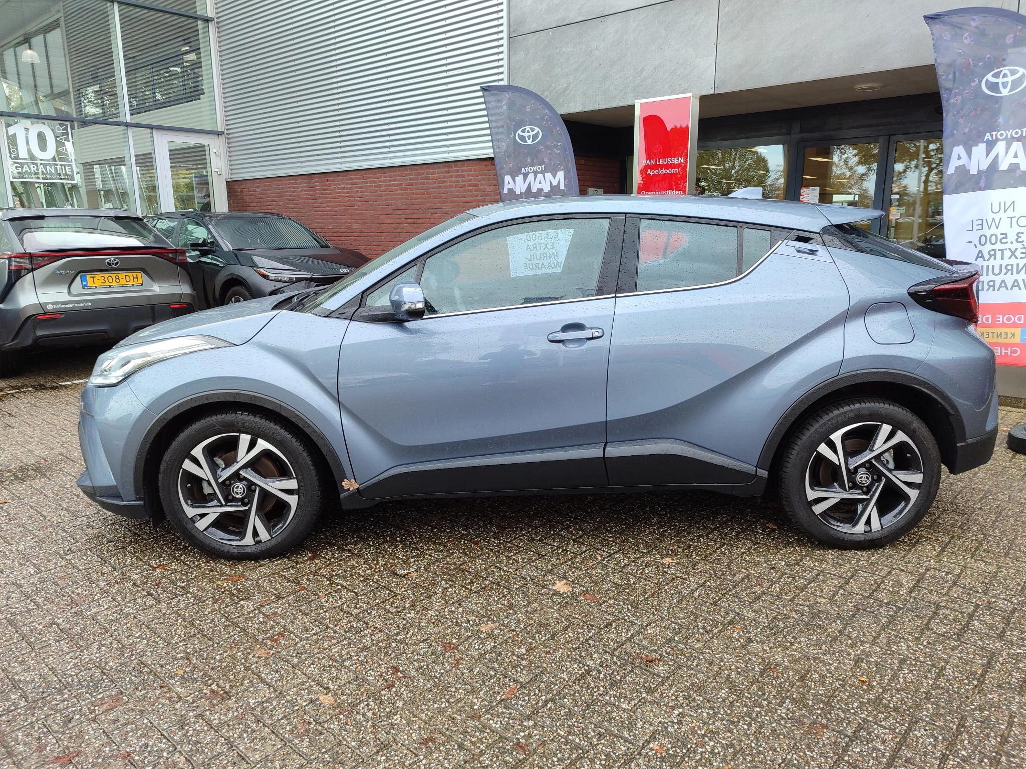 Hoofdafbeelding Toyota C-HR