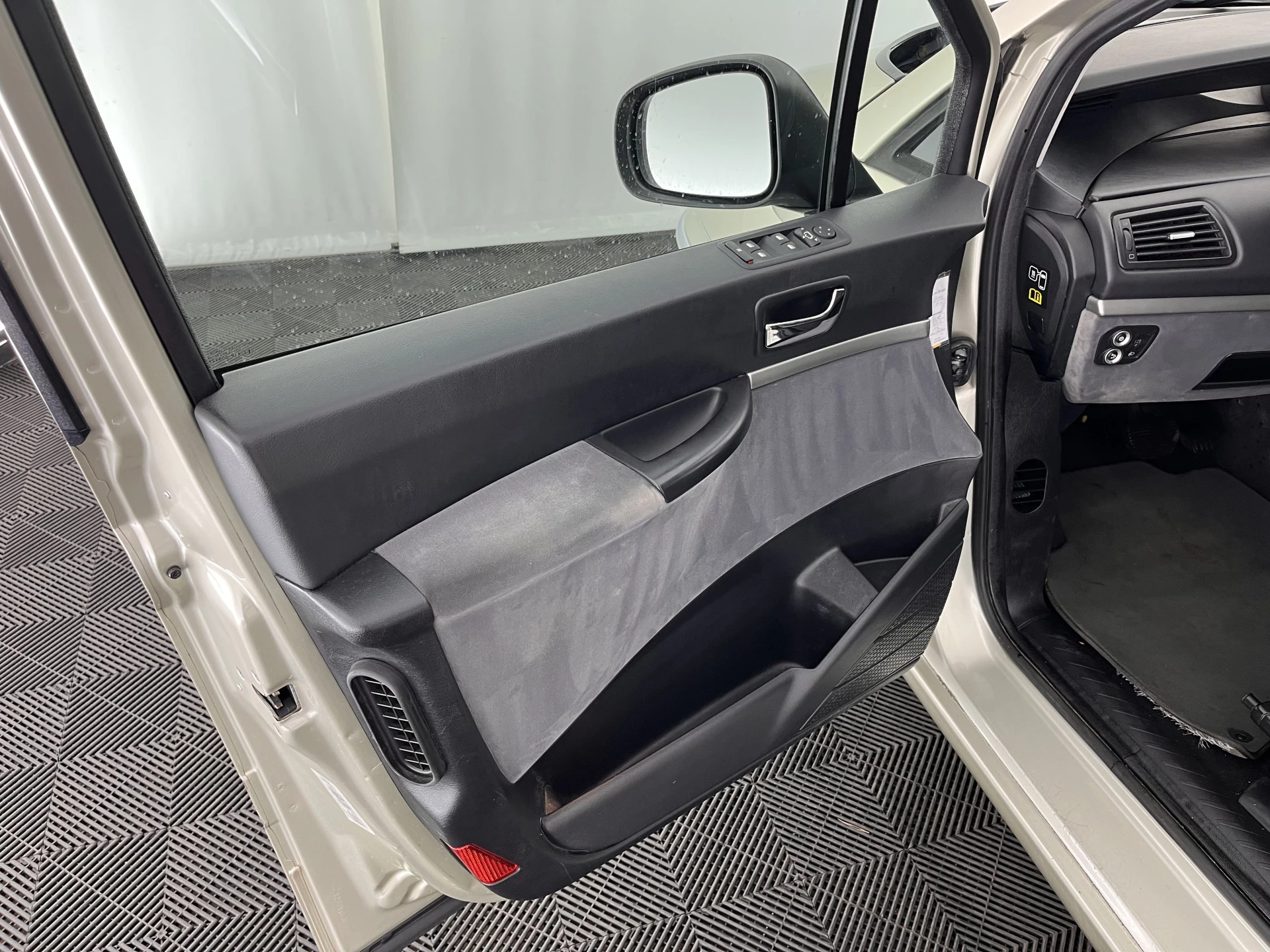 Hoofdafbeelding Peugeot 807