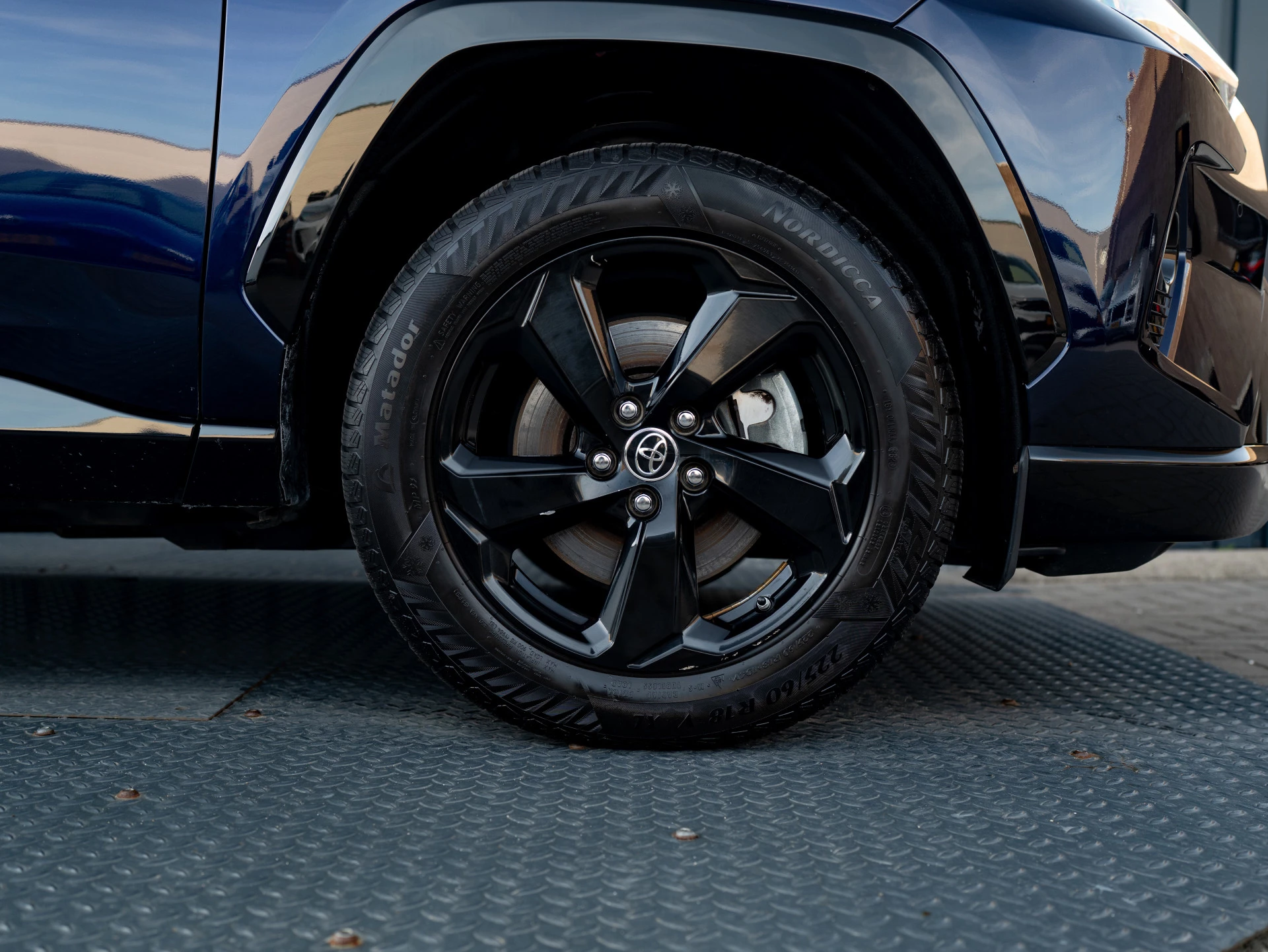 Hoofdafbeelding Toyota RAV4