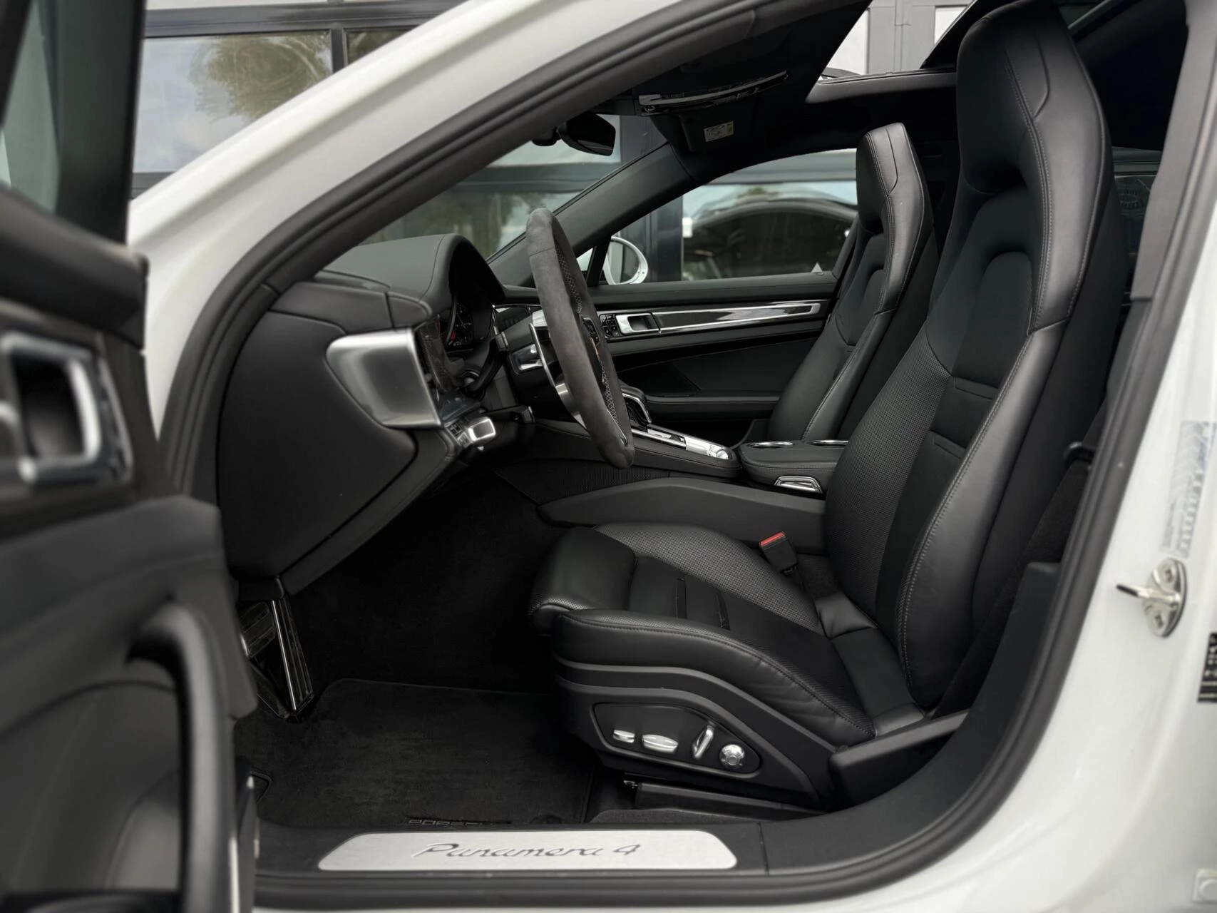 Hoofdafbeelding Porsche Panamera