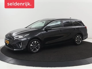 Hoofdafbeelding Kia Ceed Kia Ceed 1.6 GDI PHEV DynamicPlusLine | Trekhaak |  Stoelverwarming | Adaptive cruise | Camera | Carplay | Half leder | Full LED | Keyless | File Assistent | Navigatie | Plug In