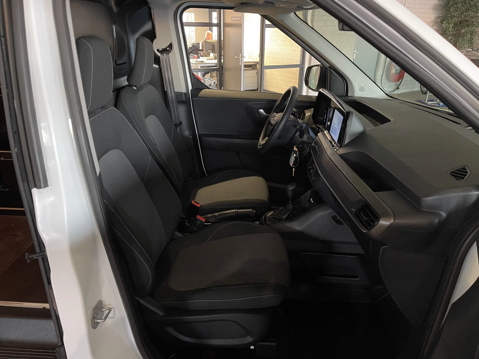 Hoofdafbeelding Ford Transit Courier