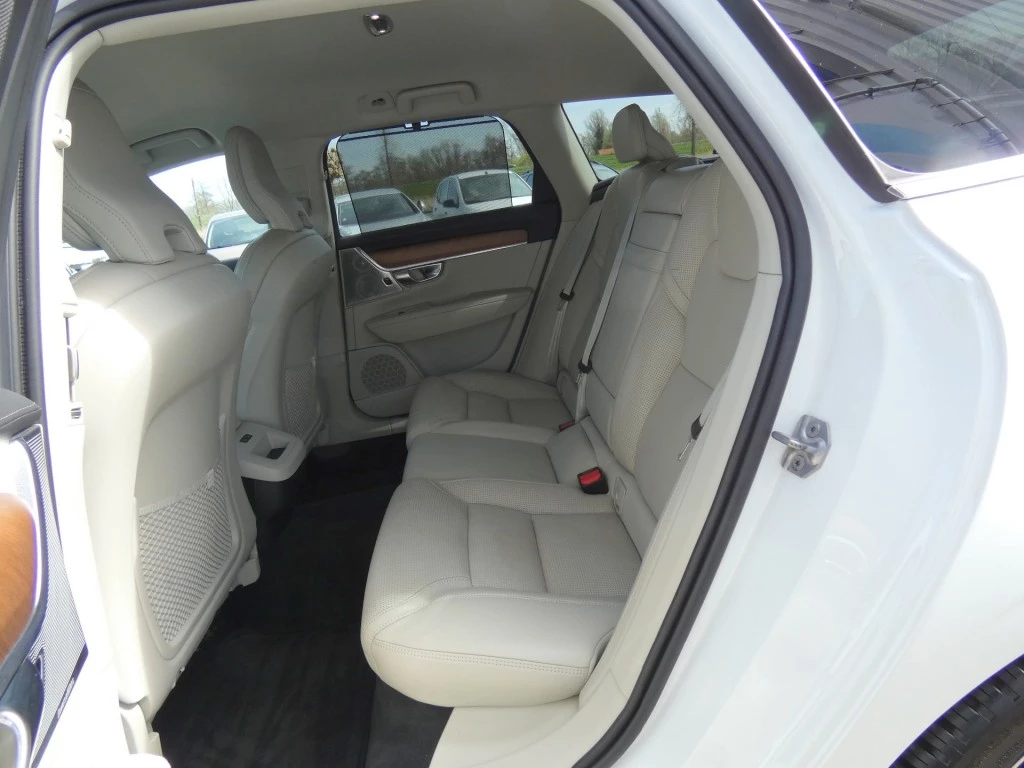 Hoofdafbeelding Volvo V90