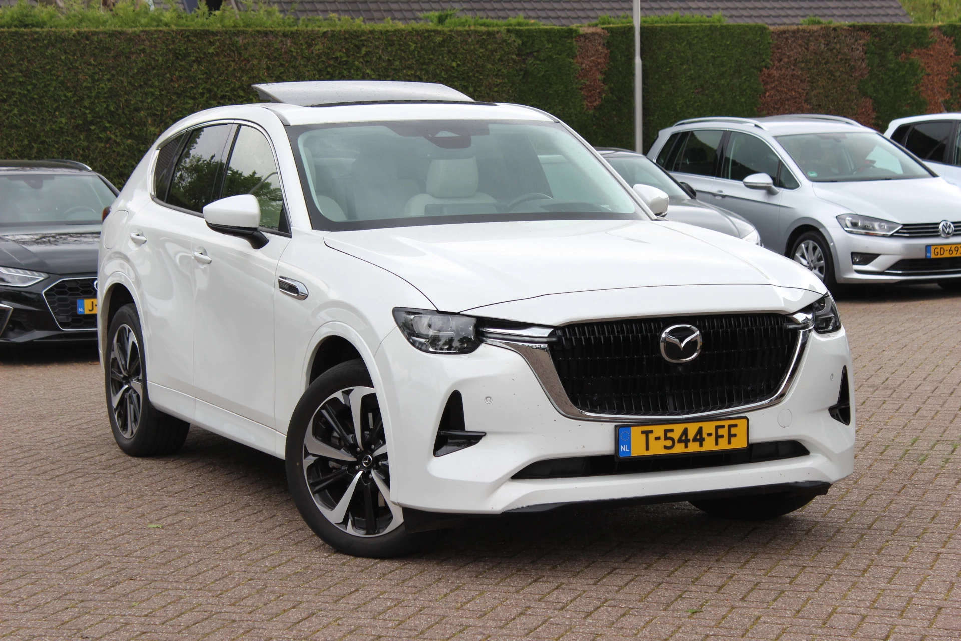 Hoofdafbeelding Mazda CX-60