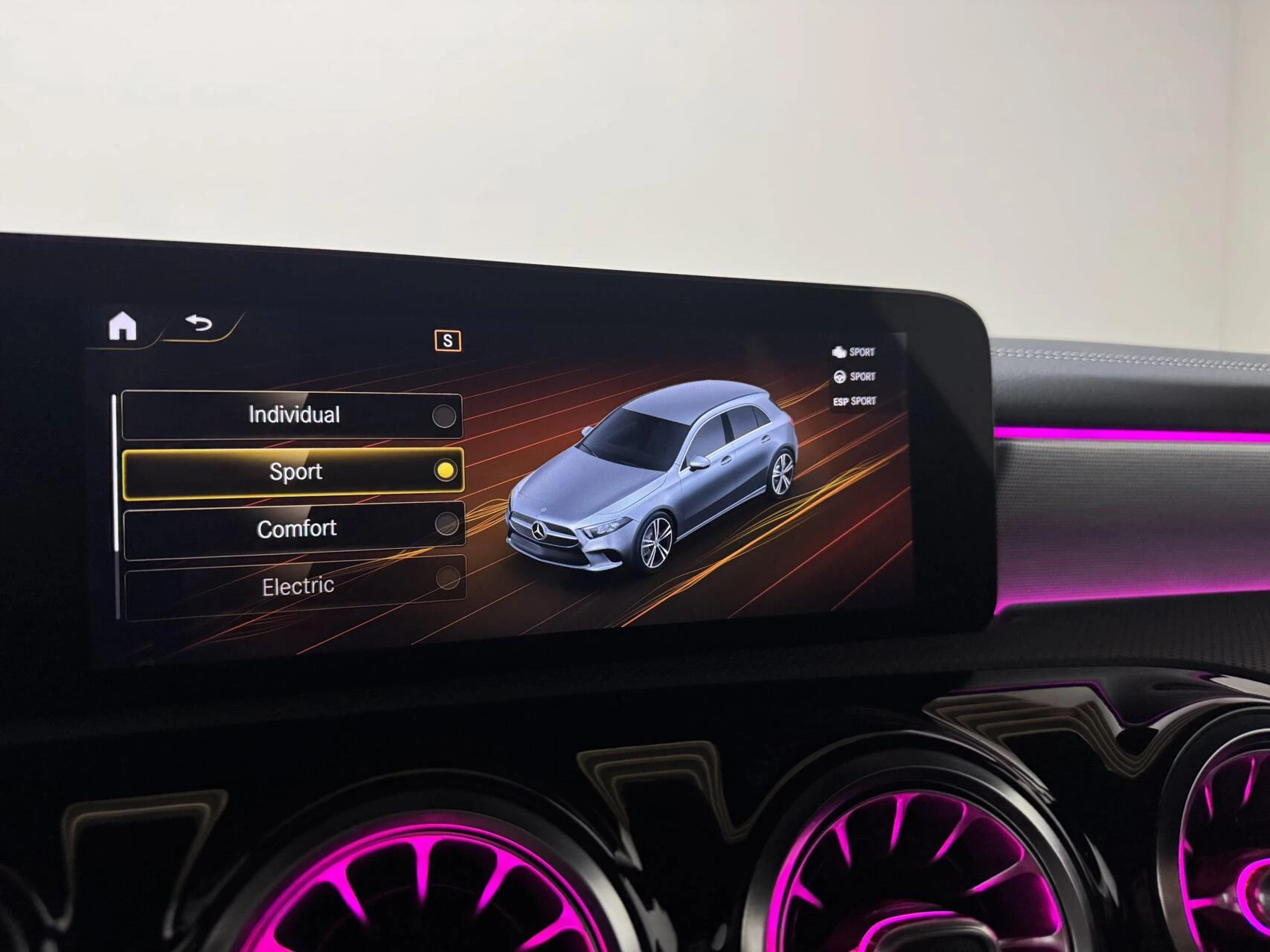 Hoofdafbeelding Mercedes-Benz A-Klasse