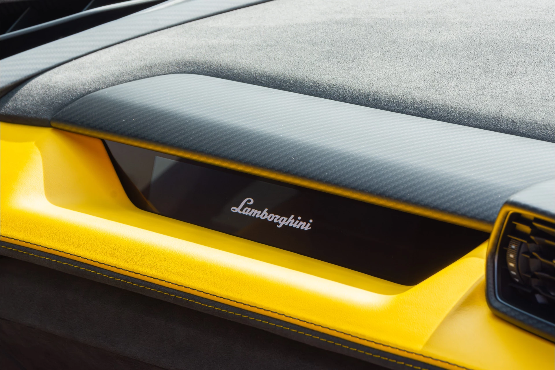 Hoofdafbeelding Lamborghini Revuelto