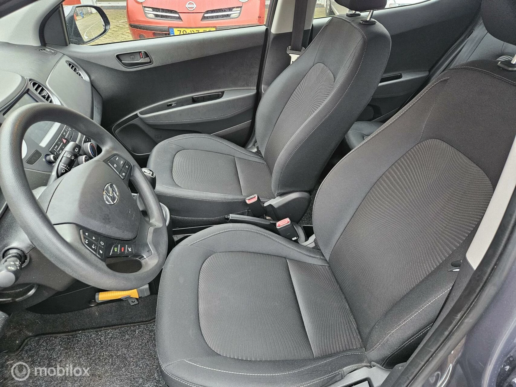 Hoofdafbeelding Hyundai i10