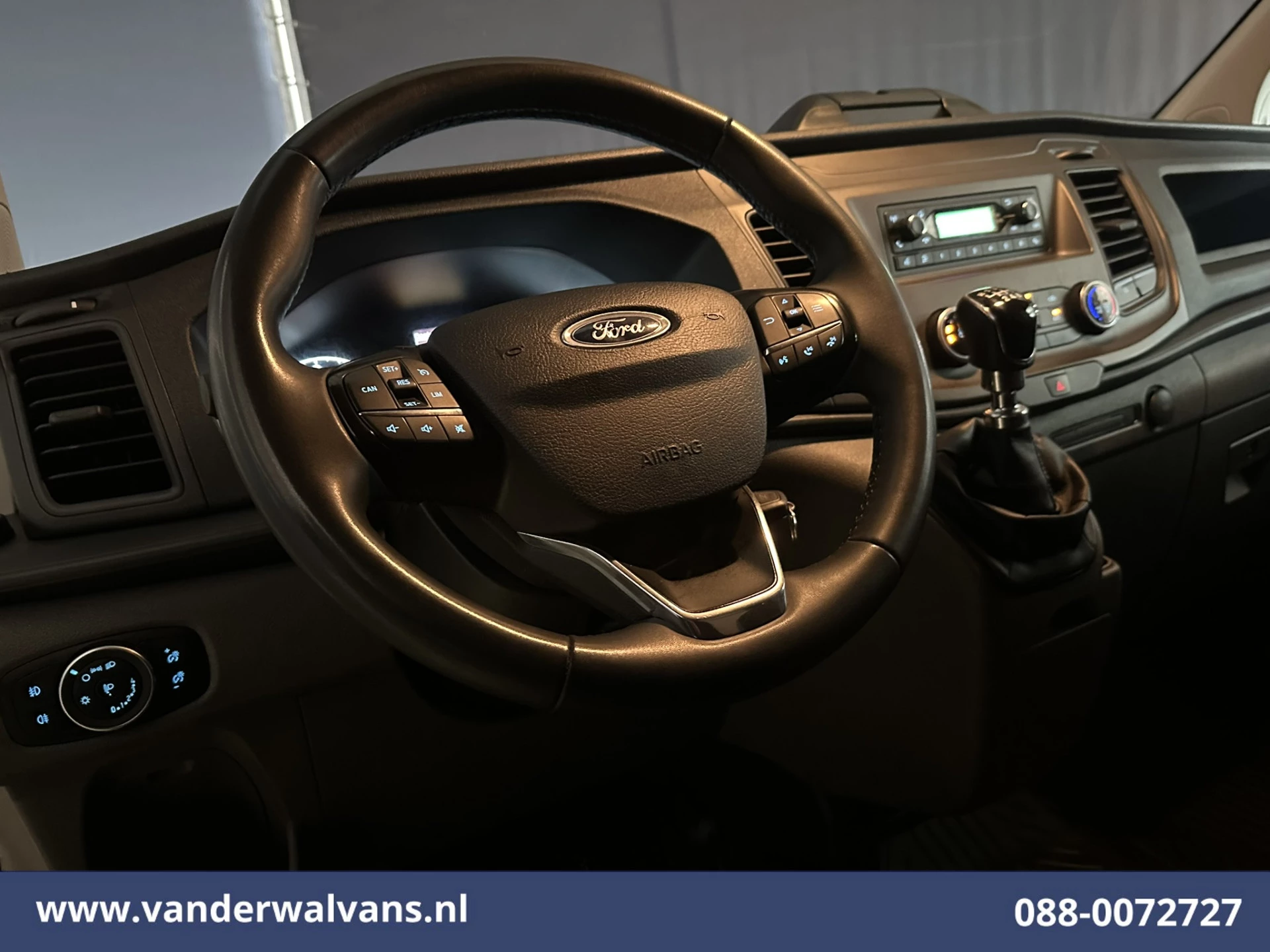 Hoofdafbeelding Ford Transit Custom