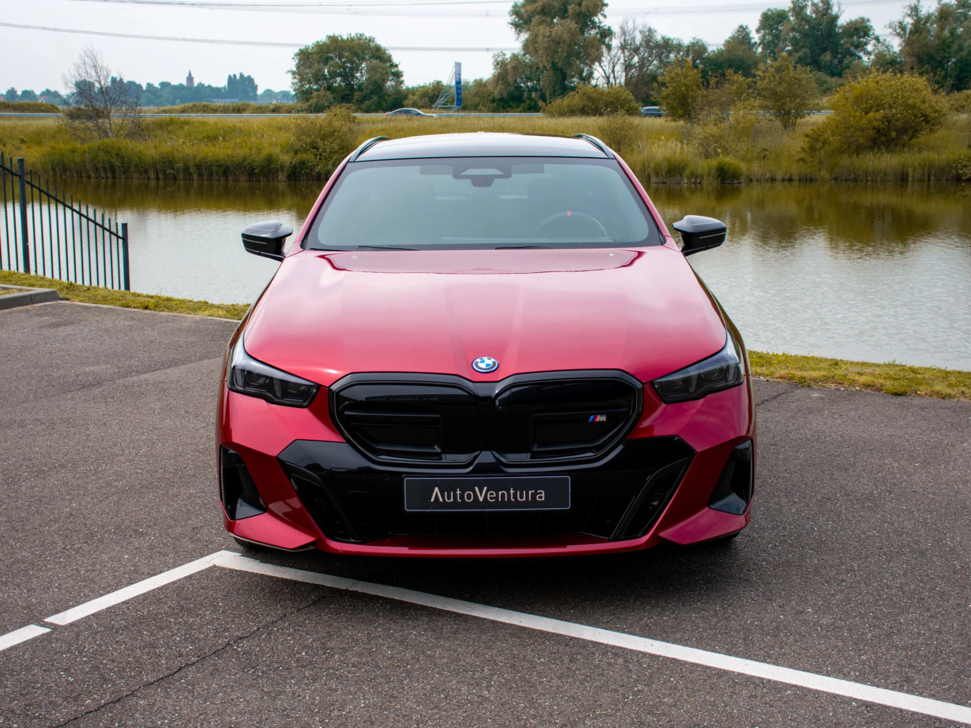 Hoofdafbeelding BMW i5