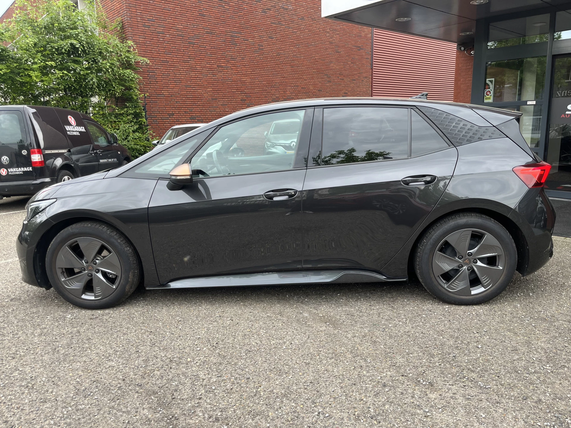 Hoofdafbeelding CUPRA Born