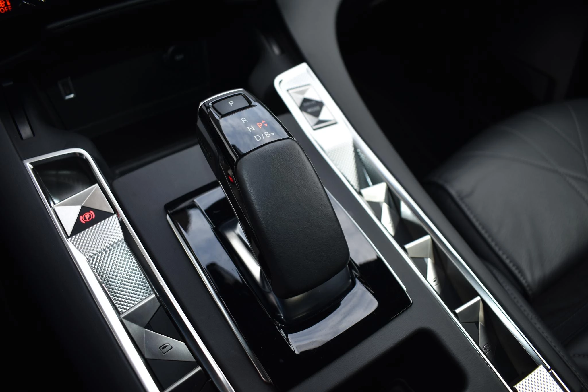 Hoofdafbeelding DS DS 7