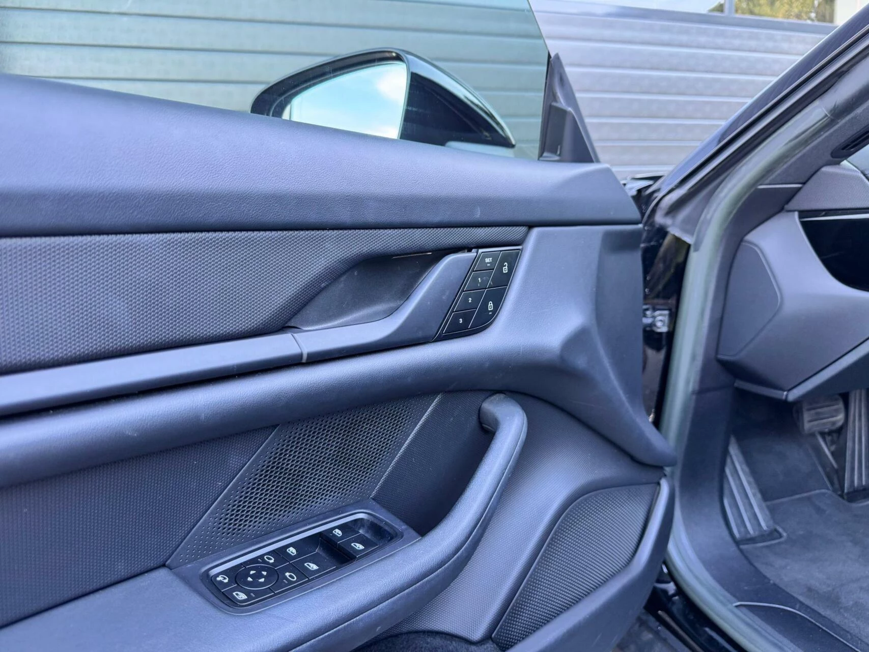 Hoofdafbeelding Porsche Taycan