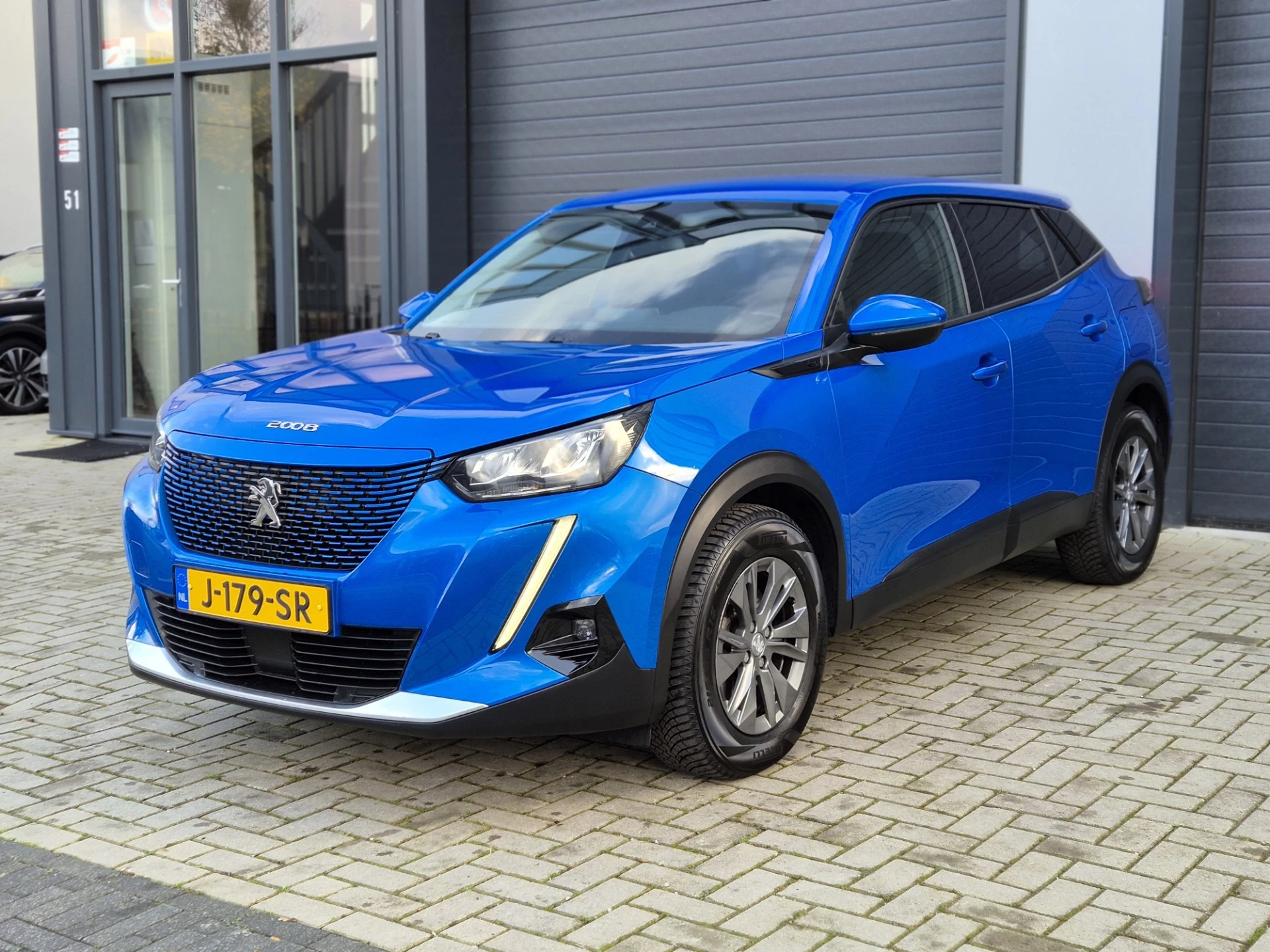 Hoofdafbeelding Peugeot e-2008