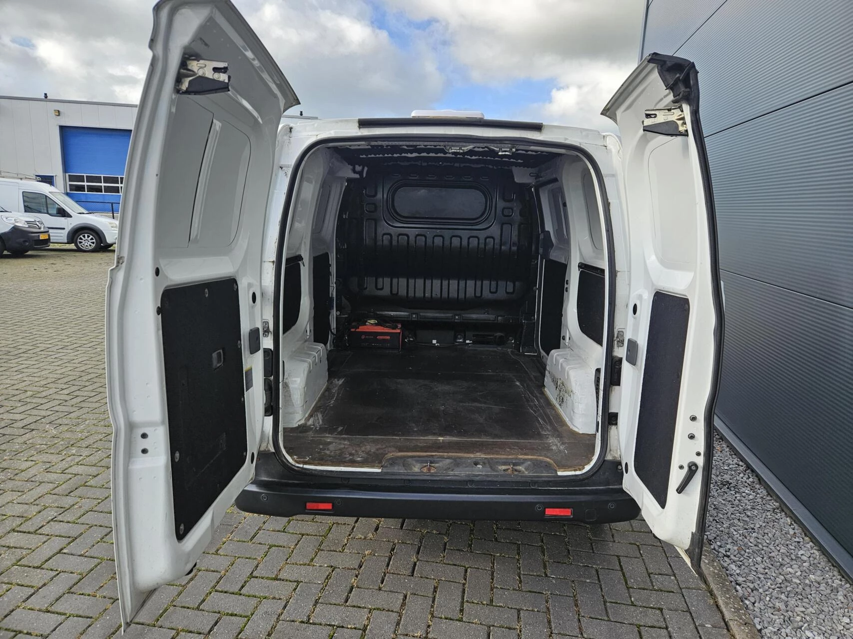 Hoofdafbeelding Nissan NV200