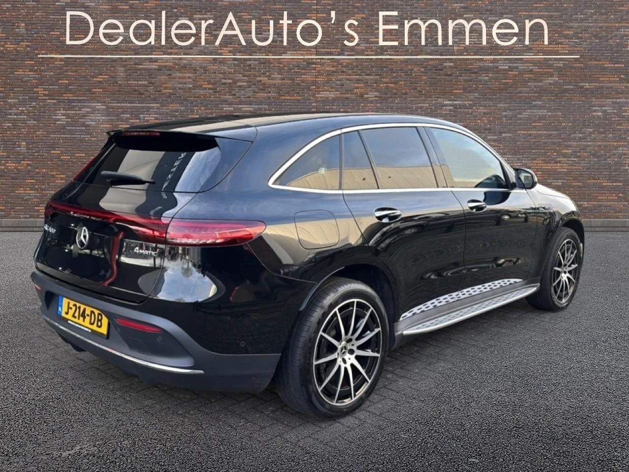 Hoofdafbeelding Mercedes-Benz EQC