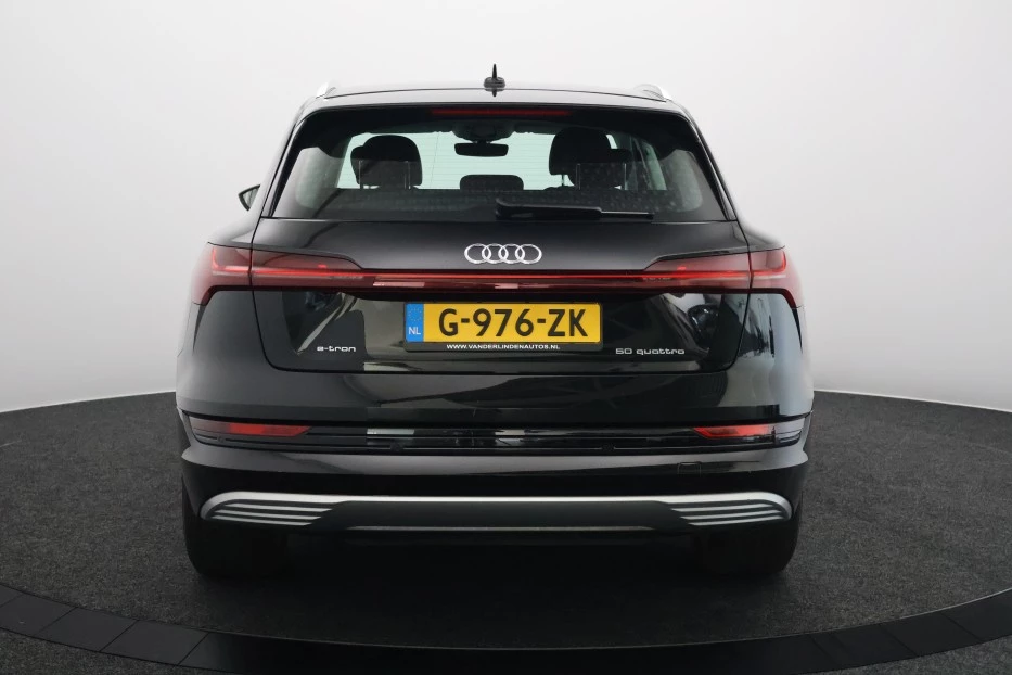 Hoofdafbeelding Audi e-tron
