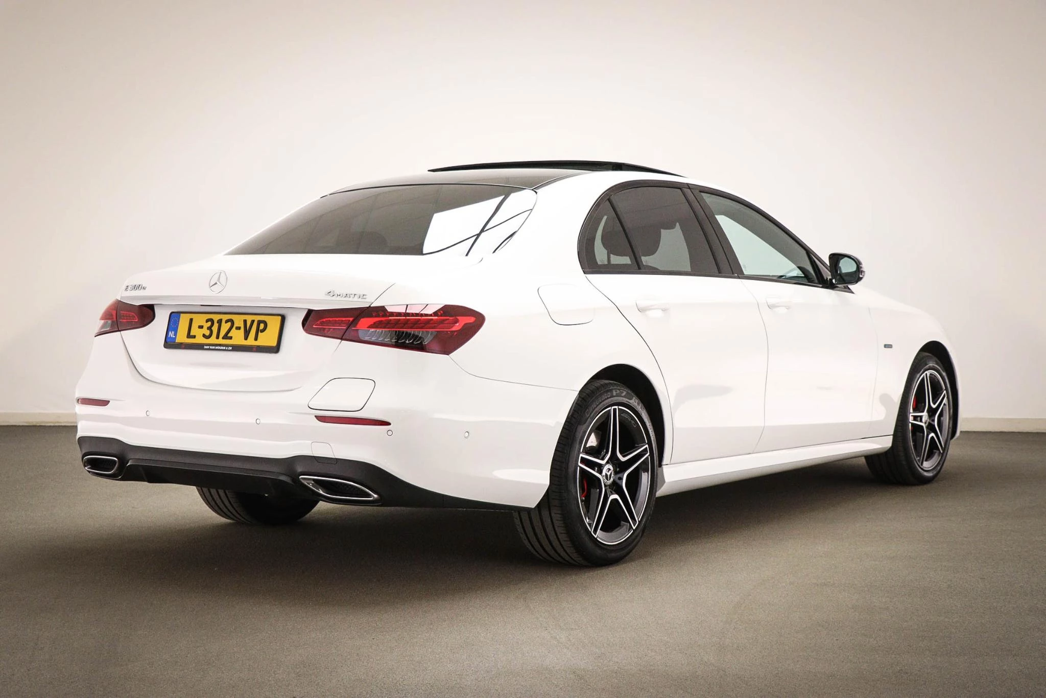 Hoofdafbeelding Mercedes-Benz E-Klasse