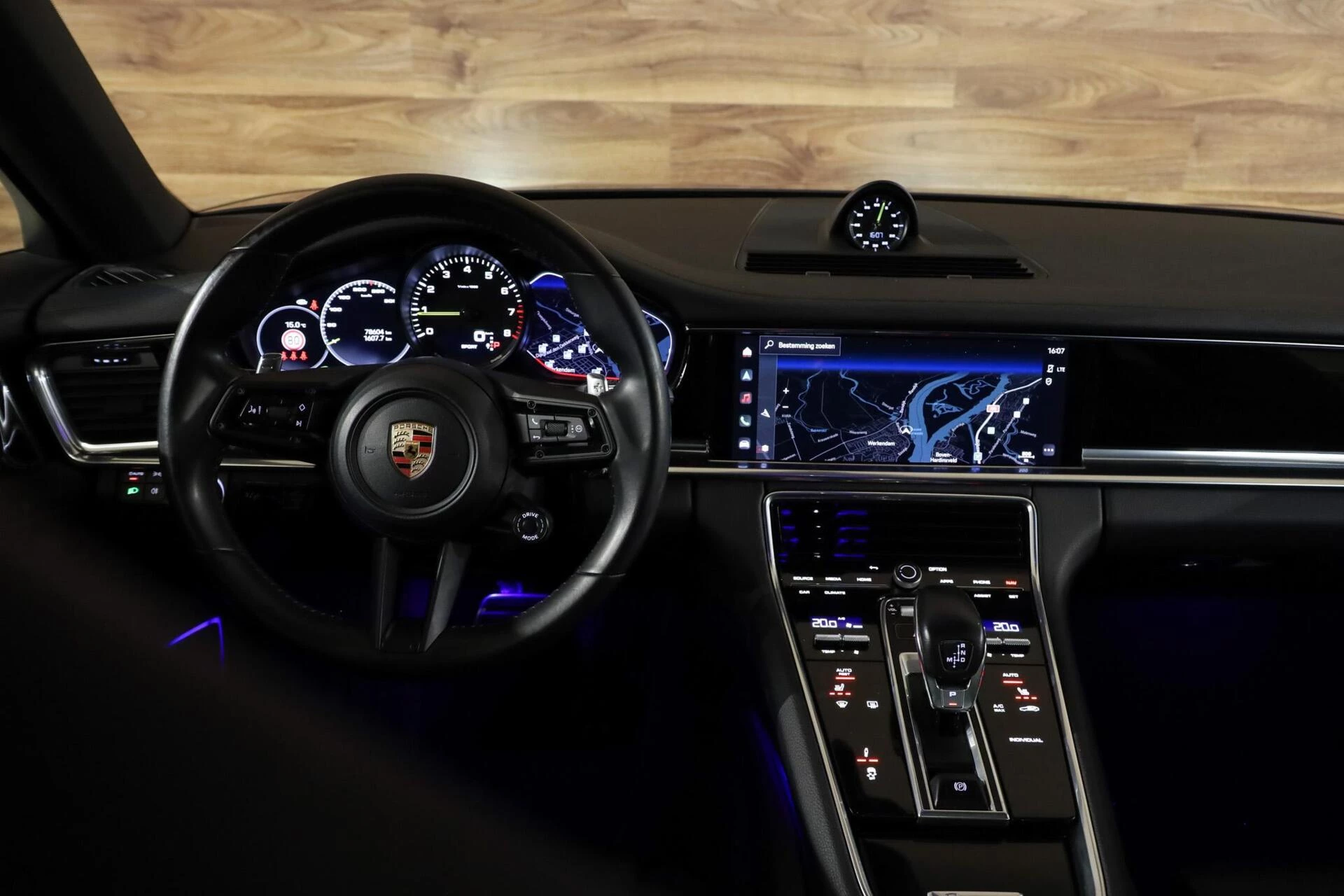 Hoofdafbeelding Porsche Panamera