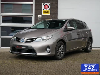 Hoofdafbeelding Toyota Auris Toyota Auris 1.8 Hybrid Dynamic Camera| Trekhaak| Navi+BT