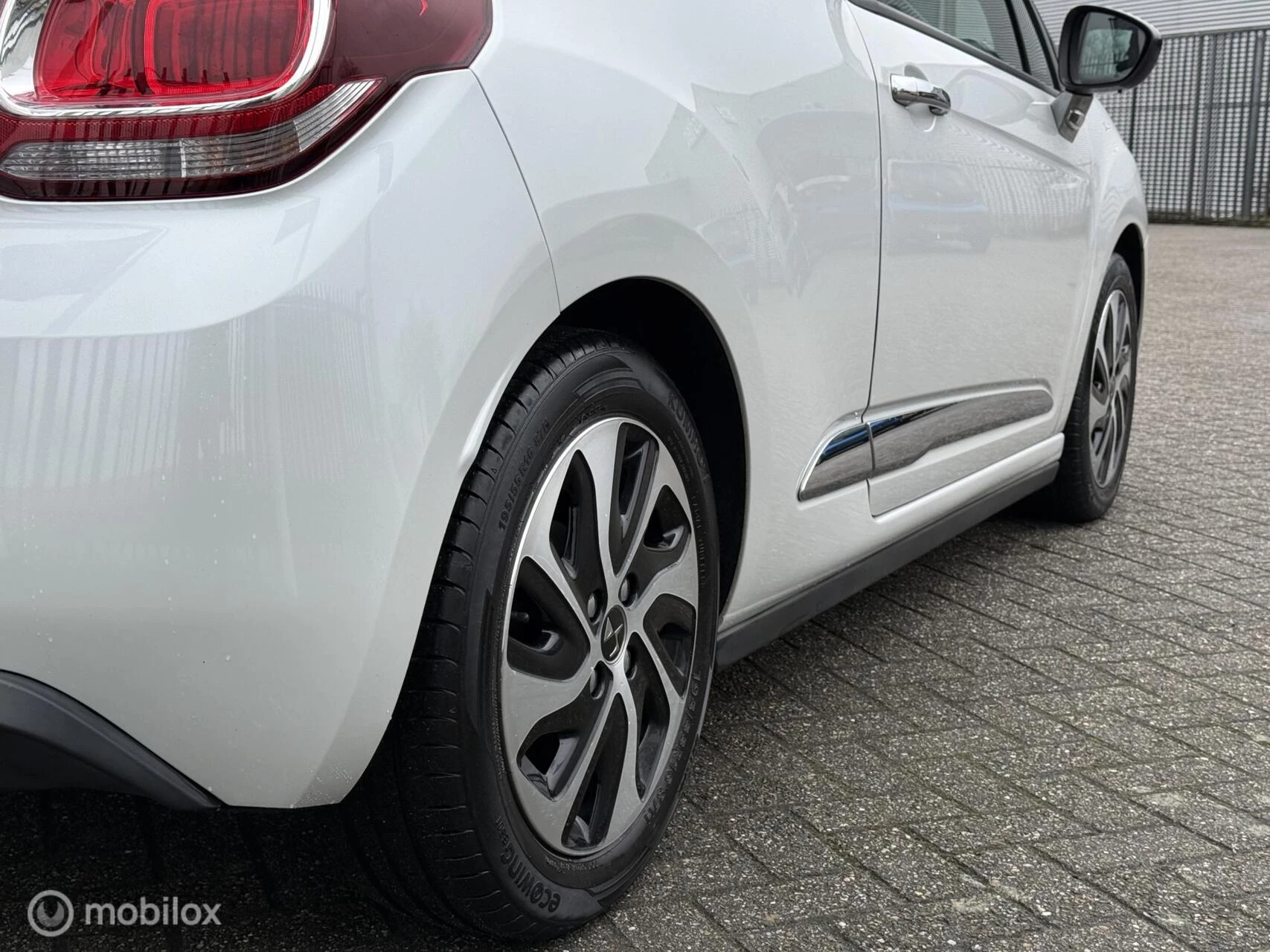 Hoofdafbeelding DS DS 3