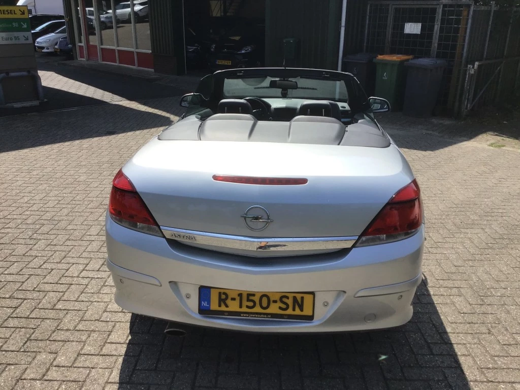 Hoofdafbeelding Opel Astra