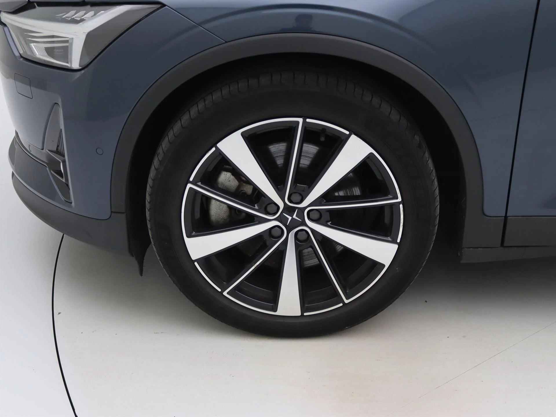 Hoofdafbeelding Polestar 2