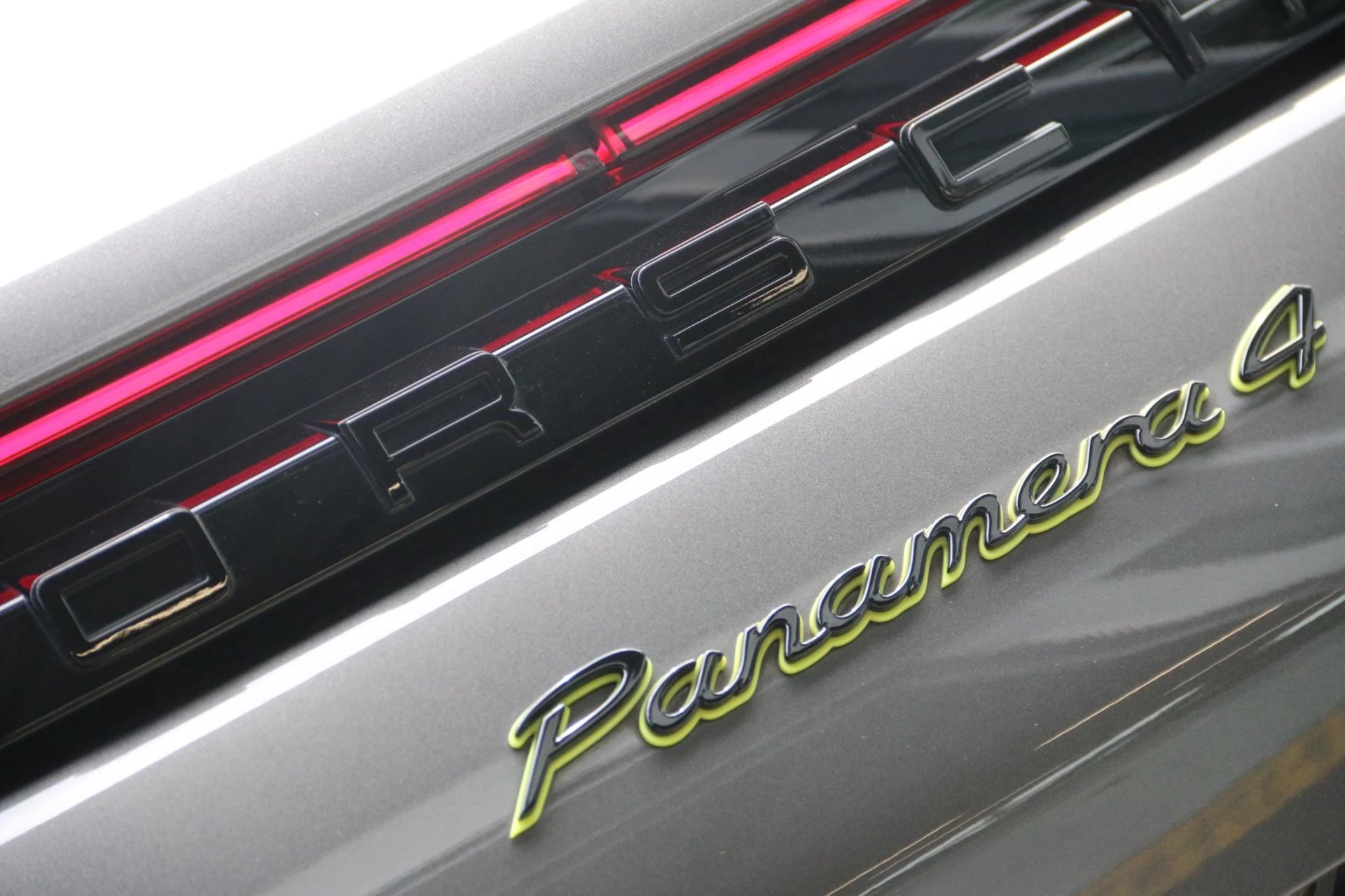 Hoofdafbeelding Porsche Panamera