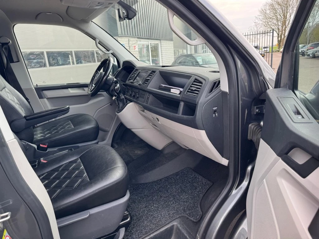 Hoofdafbeelding Volkswagen Transporter