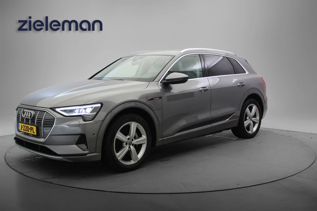 Hoofdafbeelding Audi e-tron