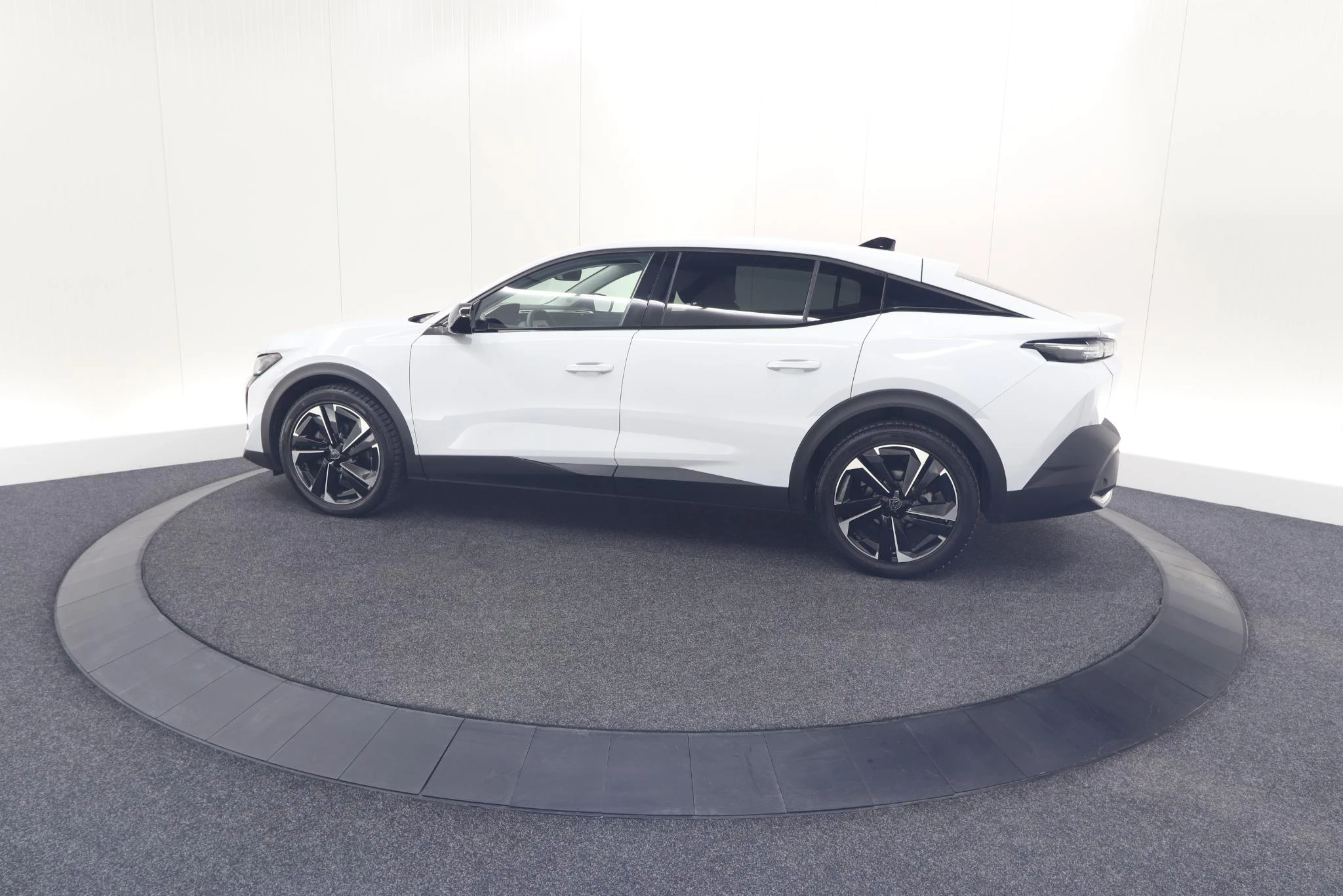 Hoofdafbeelding Peugeot 408