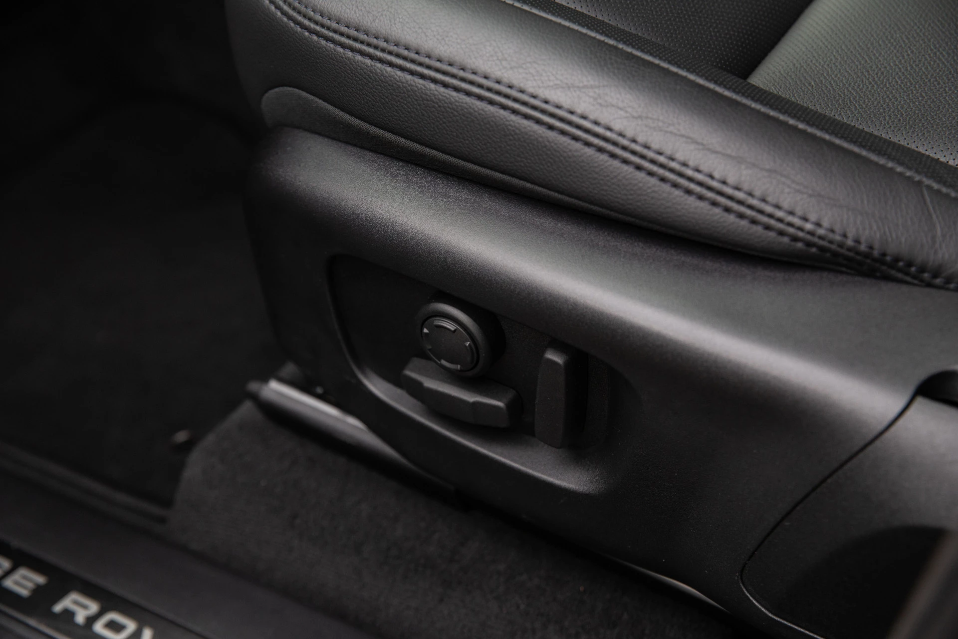 Hoofdafbeelding Land Rover Range Rover Velar