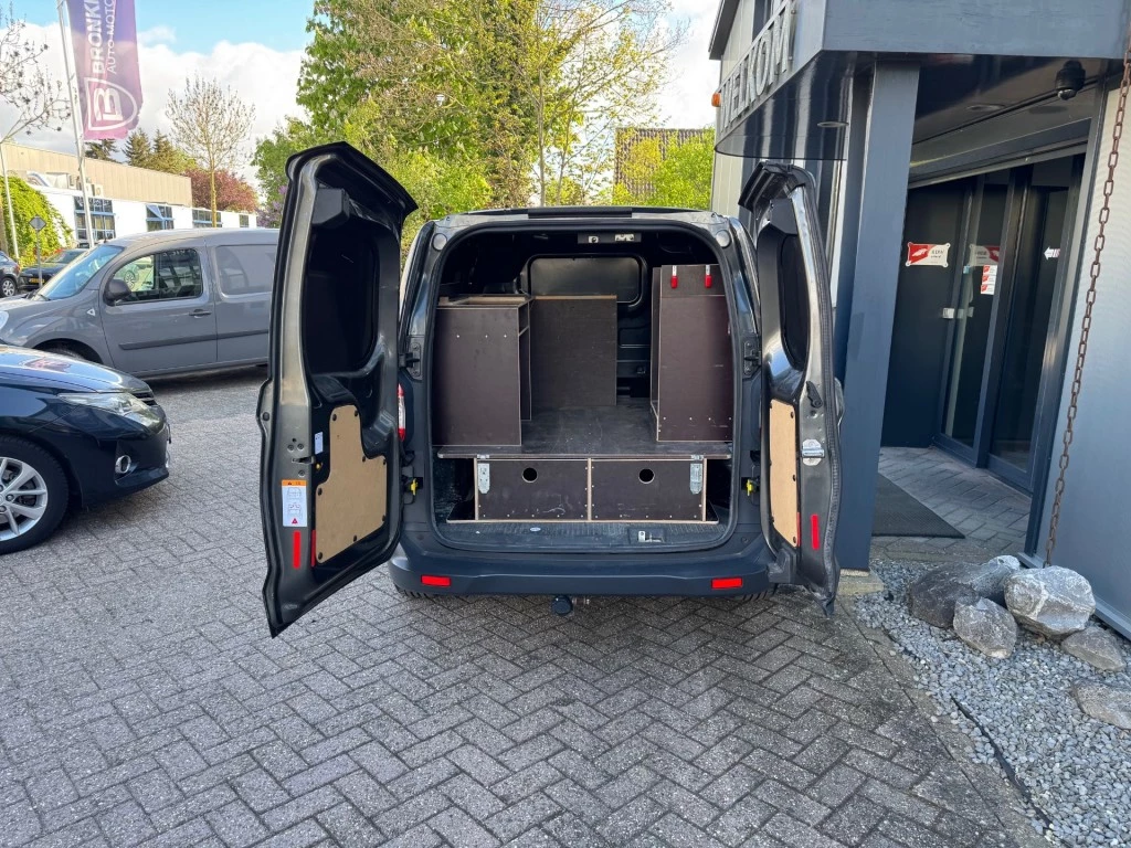 Hoofdafbeelding Ford Transit Courier