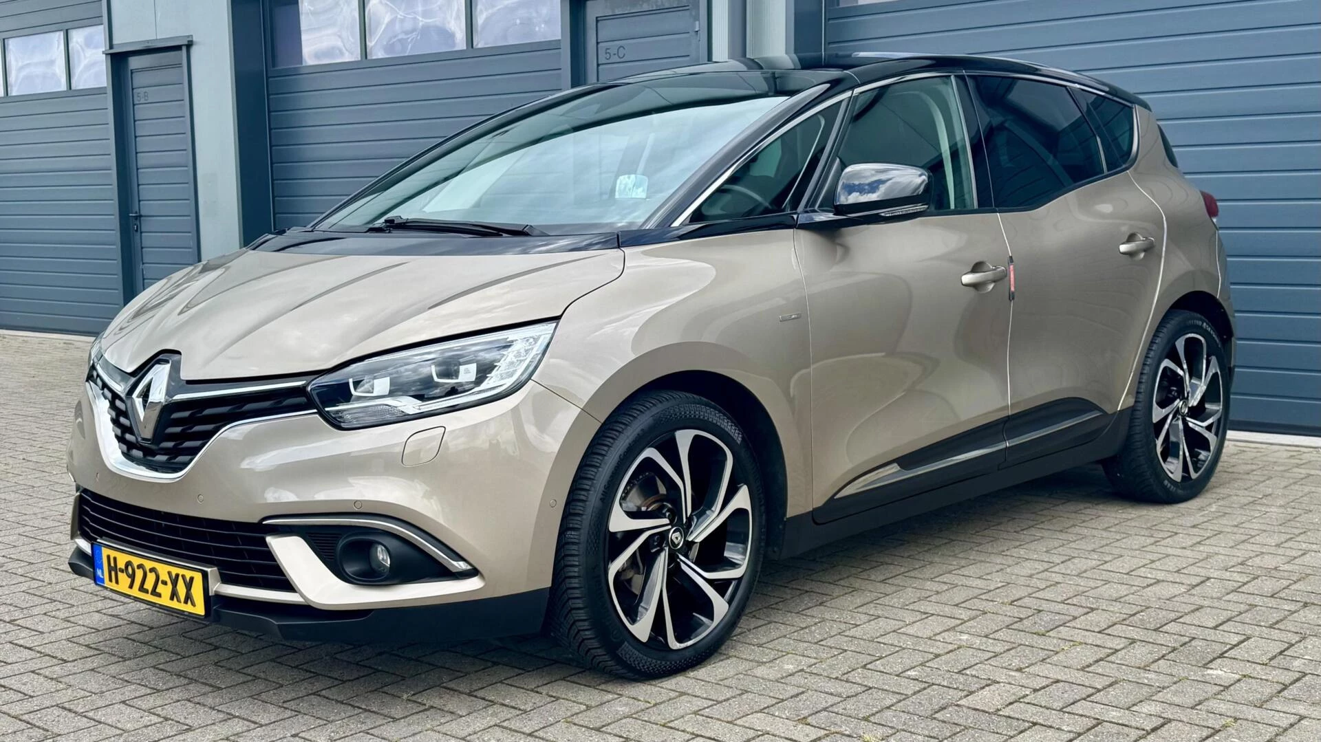 Hoofdafbeelding Renault Scénic