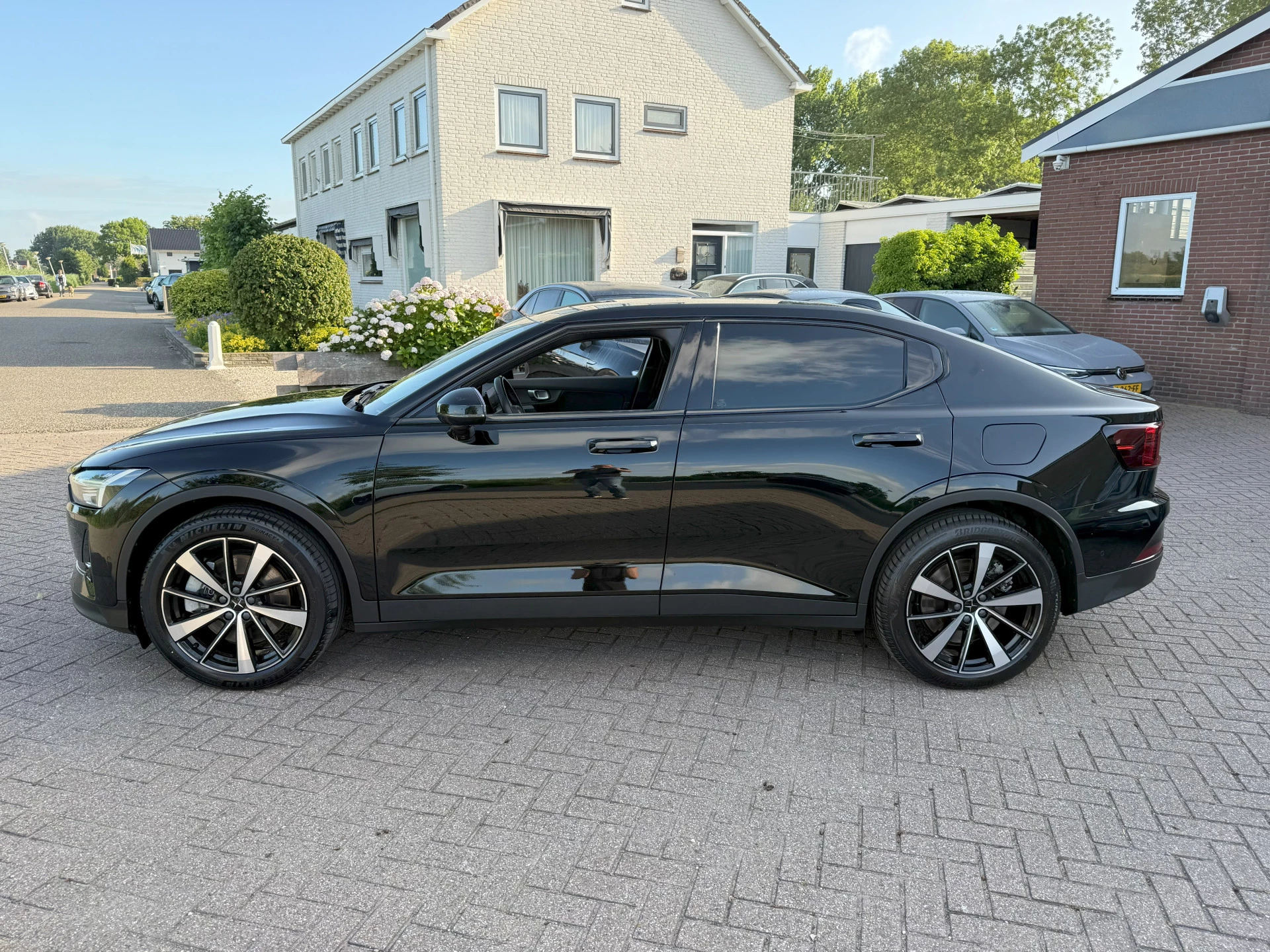 Hoofdafbeelding Polestar 2