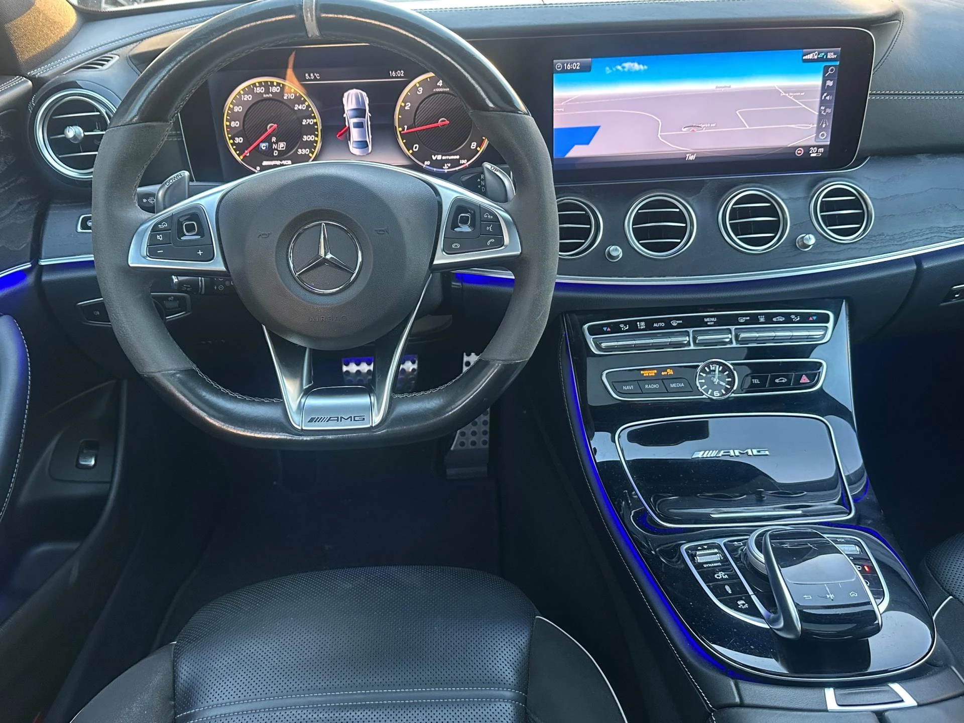 Hoofdafbeelding Mercedes-Benz E-Klasse